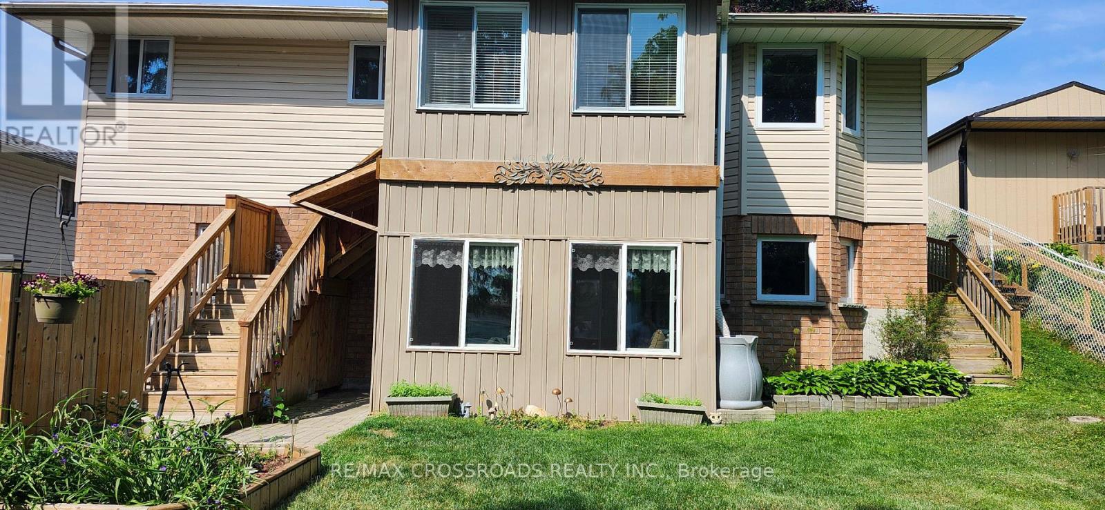 Lower Level Unit - 39 Reid Street, Quinte West, Ontario  K8V 5V8 - Photo 2 - X12591202