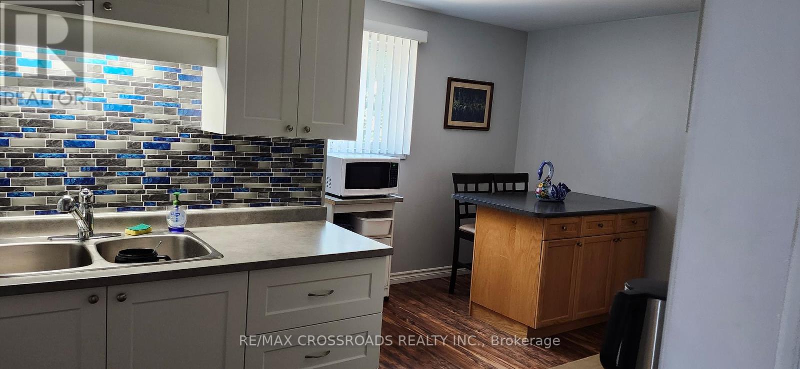 Lower Level Unit - 39 Reid Street, Quinte West, Ontario  K8V 5V8 - Photo 9 - X12591202