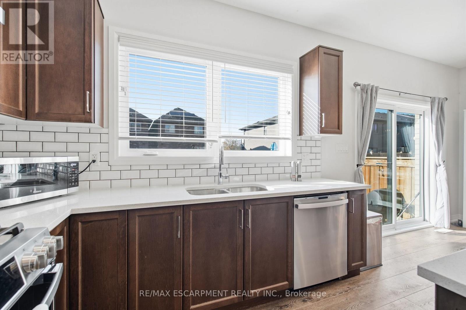 52 Jayla Lane, West Lincoln, Ontario  L0R 2A0 - Photo 13 - X12591210