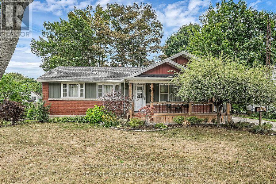 160 ELIZABETH CRESCENT, Haldimand, Ontario