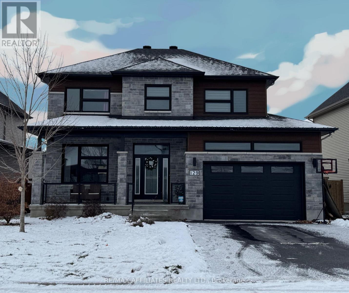 129 LYON STREET, Russell, Ontario