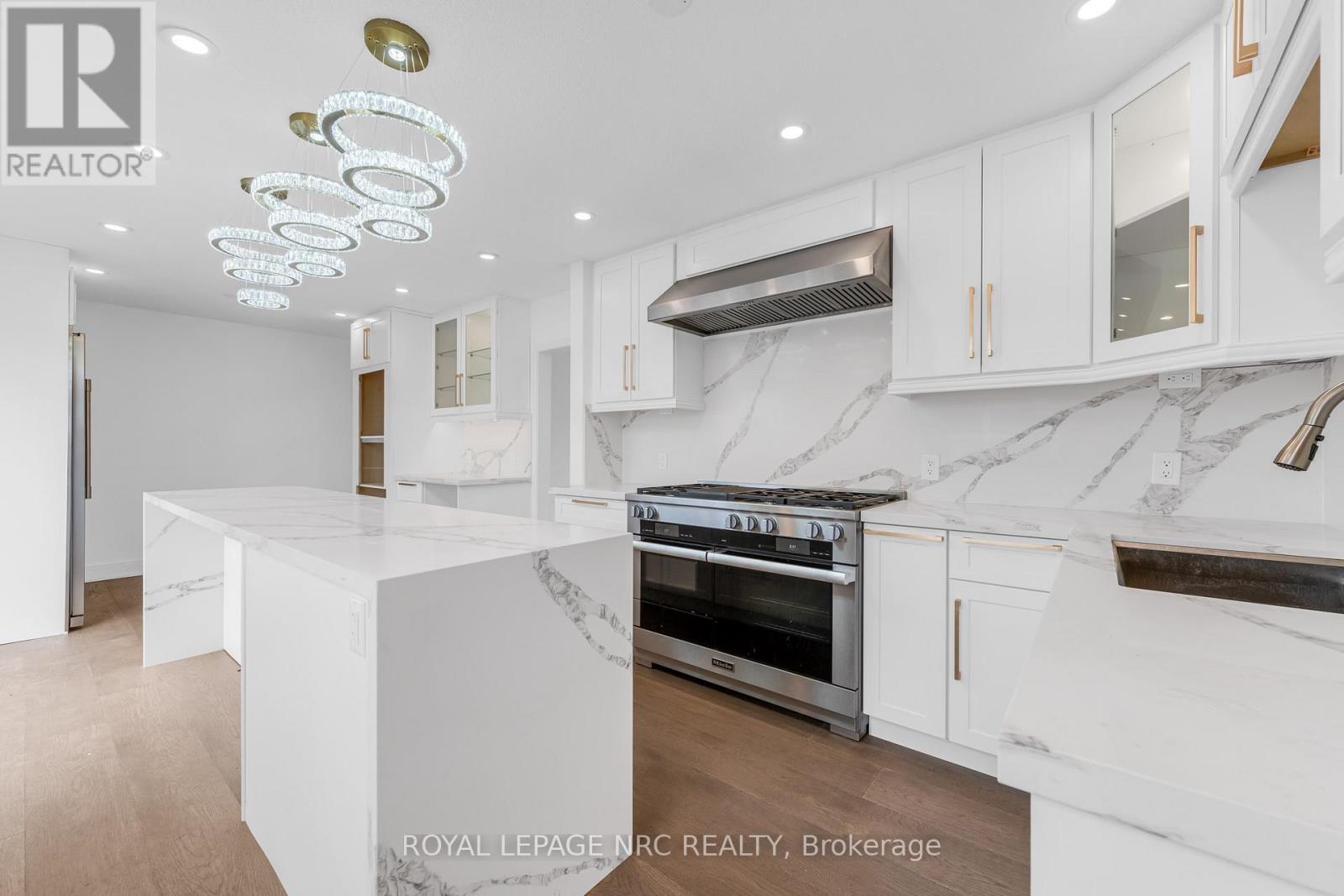 14554 Niagara River Parkway, Niagara-On-The-Lake, Ontario L0S 1L0 - Photo 10 - X12591318