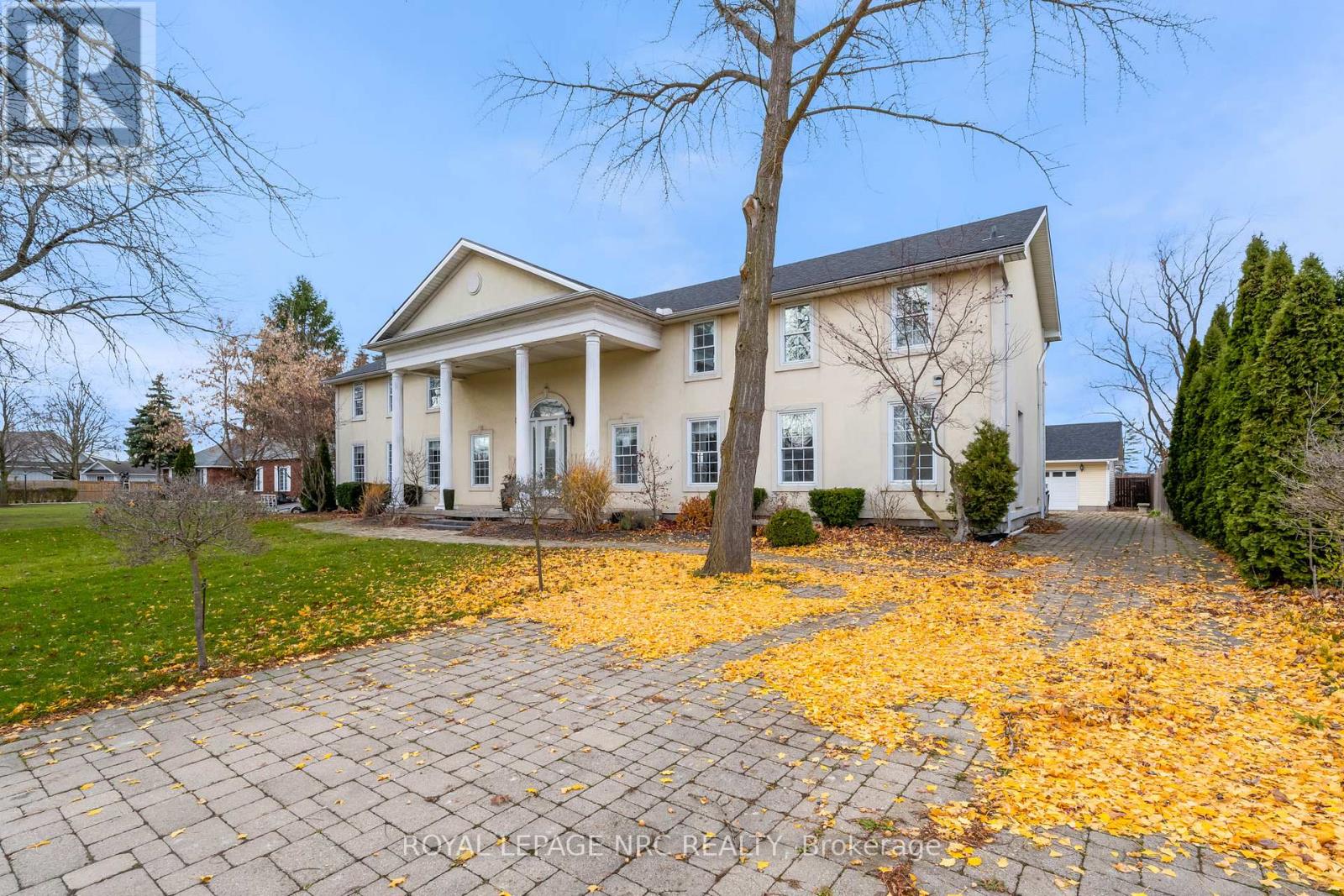 14554 Niagara River Parkway, Niagara-On-The-Lake, Ontario L0S 1L0 - Photo 2 - X12591318