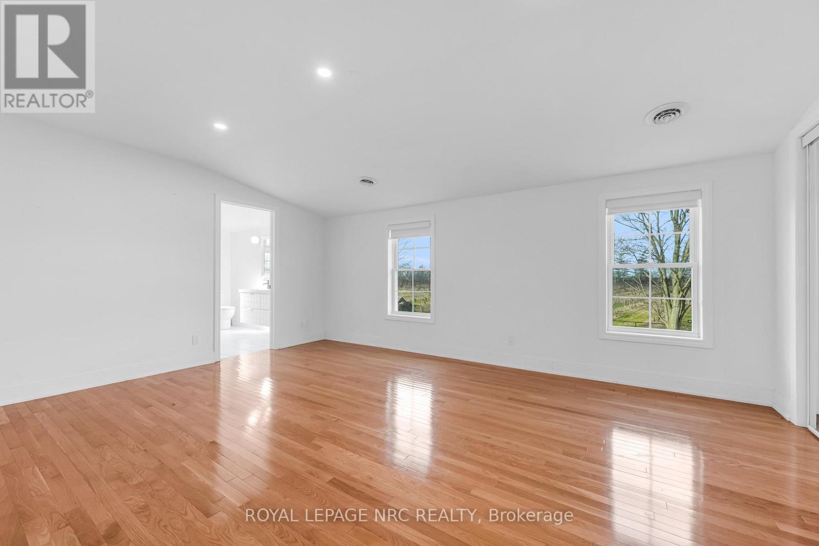 14554 Niagara River Parkway, Niagara-On-The-Lake, Ontario L0S 1L0 - Photo 29 - X12591318