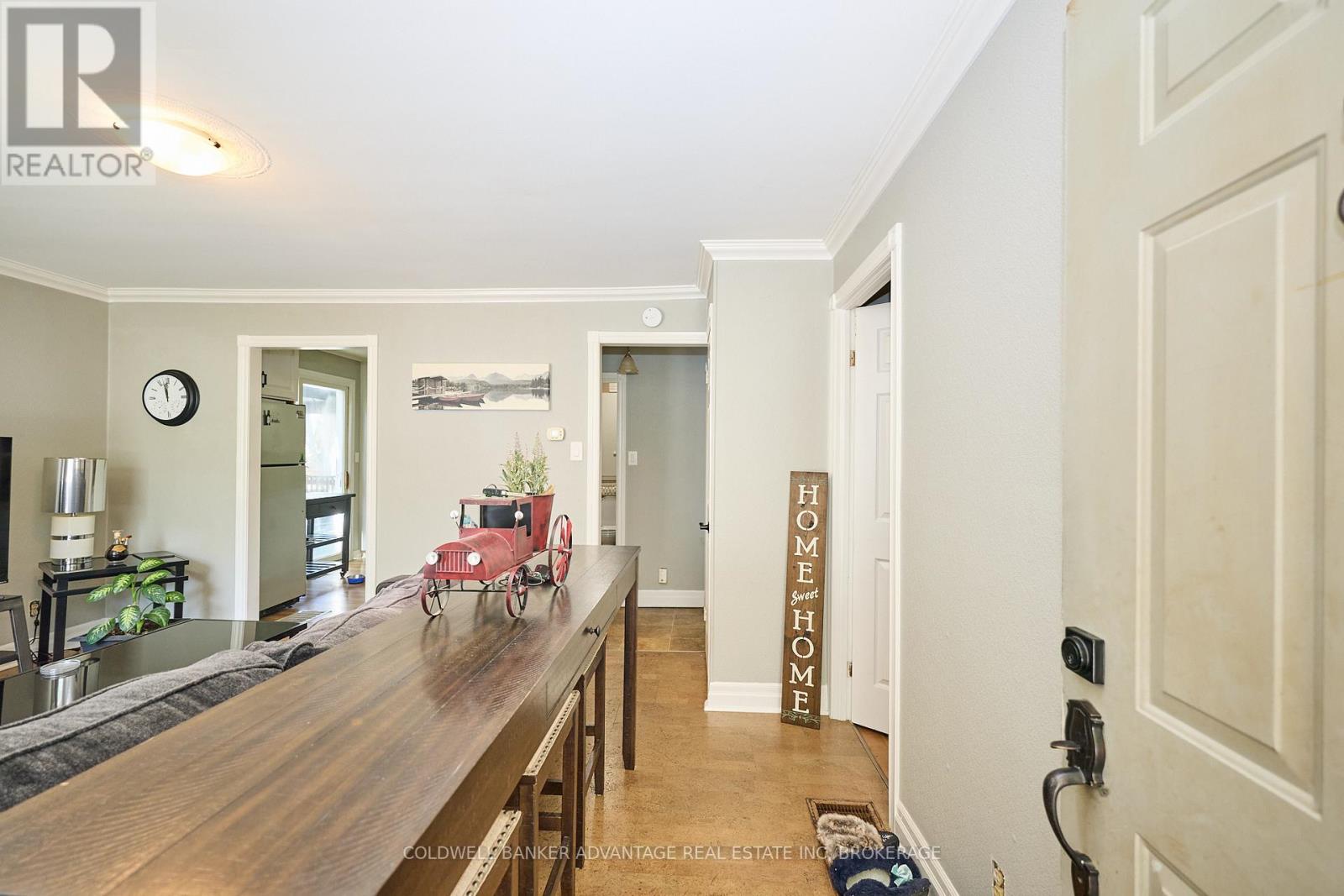 41 Dunkirk Court, Welland (Lincoln/crowland), Ontario  L3B 4W1 - Photo 4 - X12591324