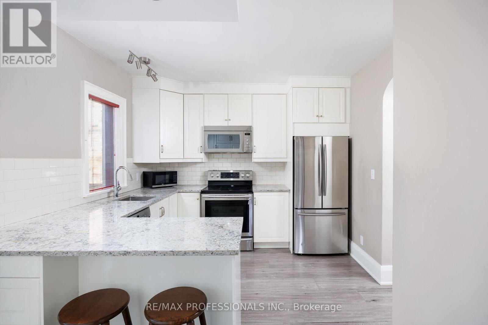 50 Wendover Road, Toronto, Ontario  M8X 2L3 - Photo 23 - W12590998