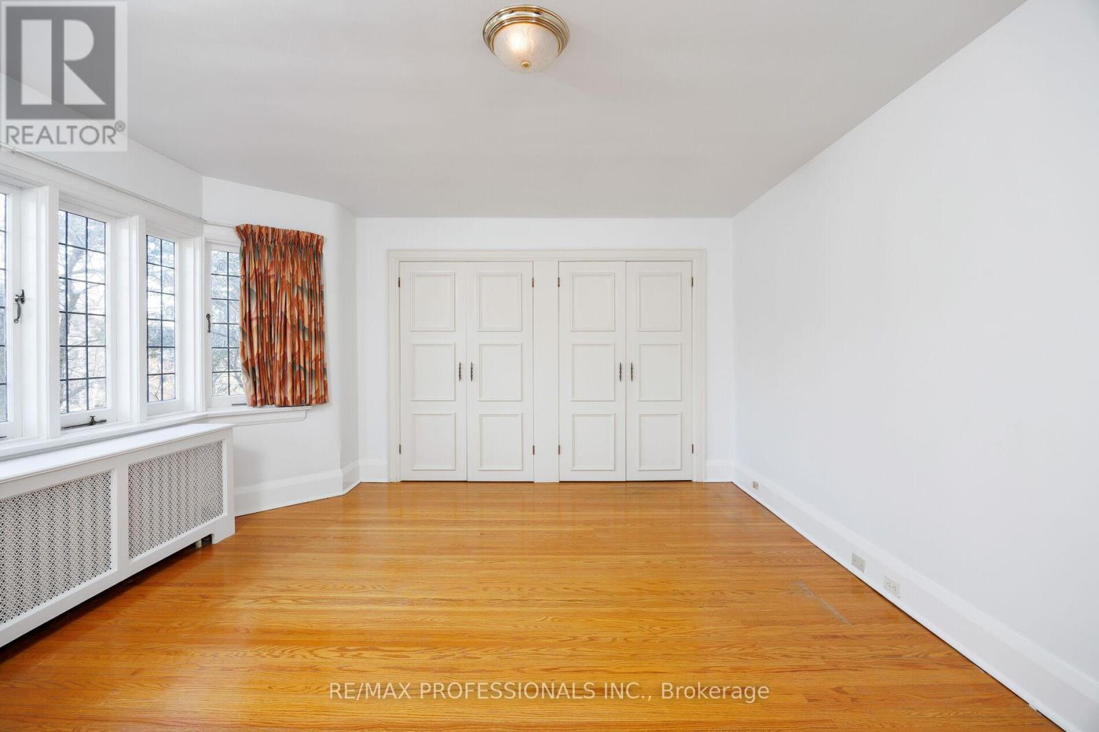 50 Wendover Road, Toronto, Ontario  M8X 2L3 - Photo 32 - W12590998