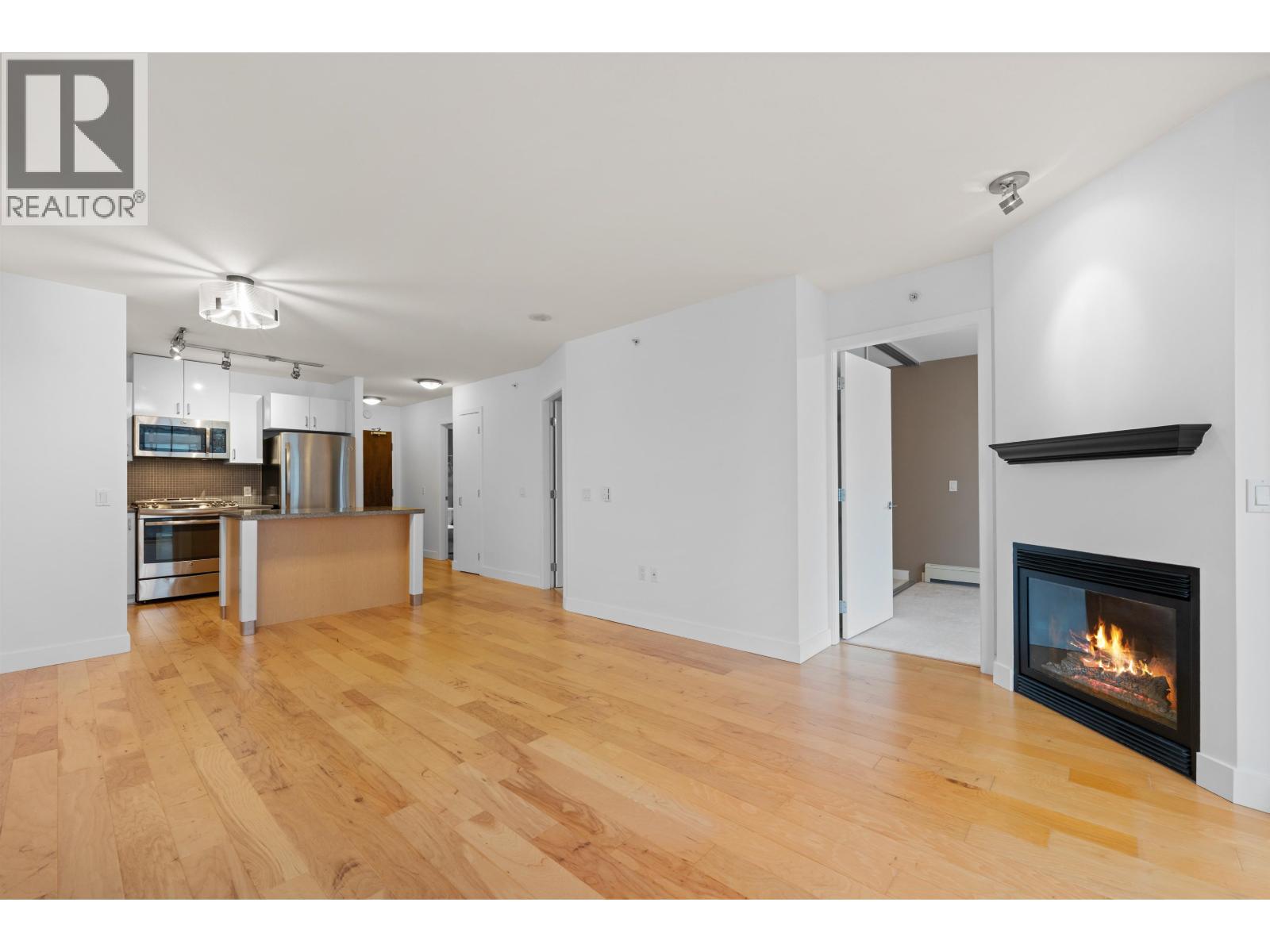 805 175 W 1st Street, North Vancouver, British Columbia V7M 3N9 - Photo 10 - R3071105