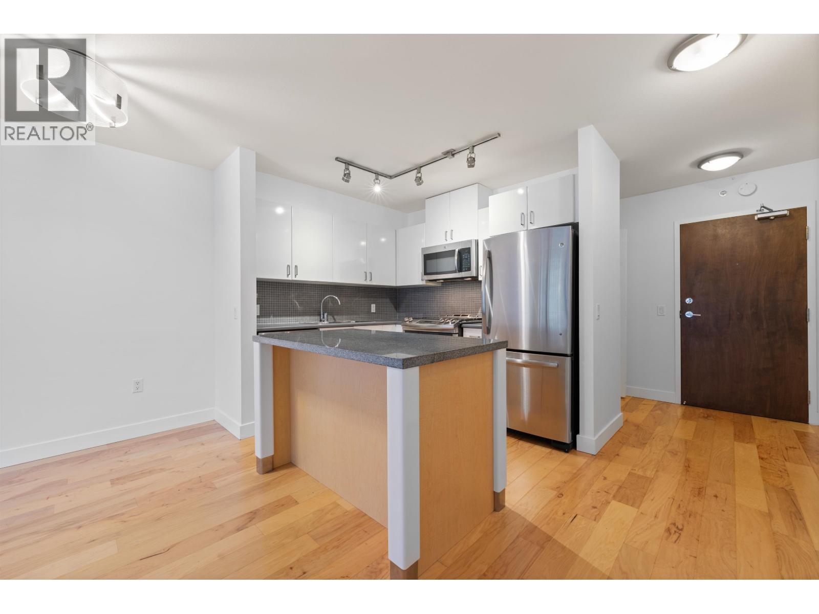 805 175 W 1st Street, North Vancouver, British Columbia V7M 3N9 - Photo 7 - R3071105