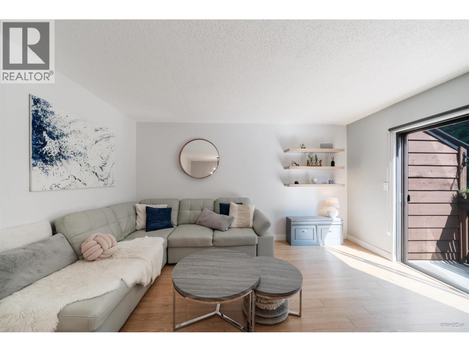 238 Cambridge Way, Port Moody, British Columbia V3H 3W7 - Photo 2 - R3071123