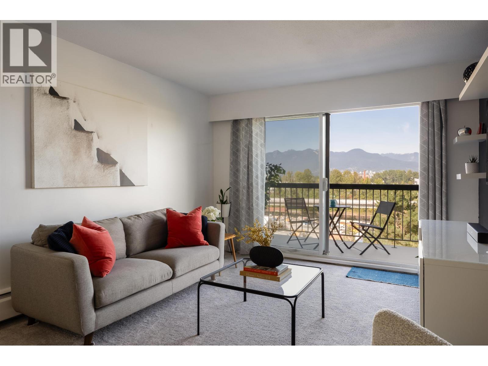 808 756 Great Northern Way, Vancouver, British Columbia  V5T 1E4 - Photo 3 - R3071130