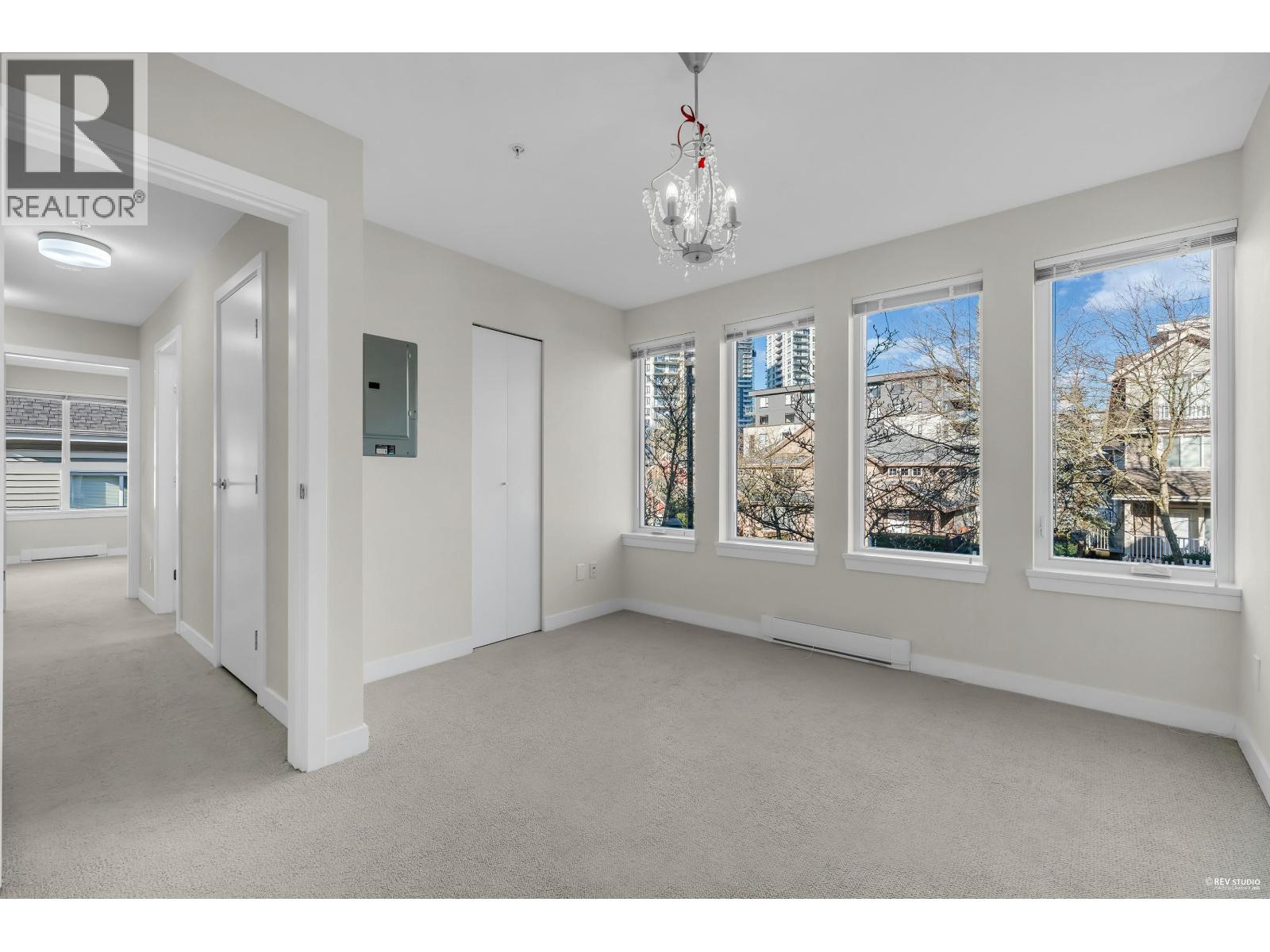 201 618 Langside Avenue, Coquitlam, British Columbia  V3J 0B8 - Photo 10 - R3071142