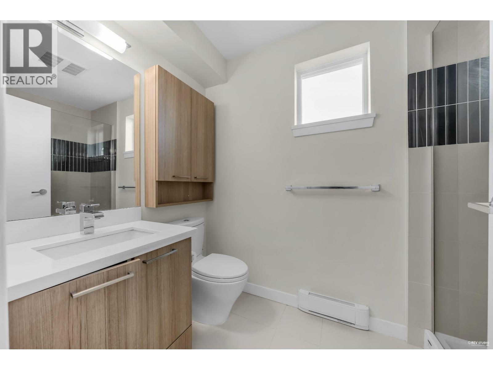 201 618 Langside Avenue, Coquitlam, British Columbia  V3J 0B8 - Photo 12 - R3071142