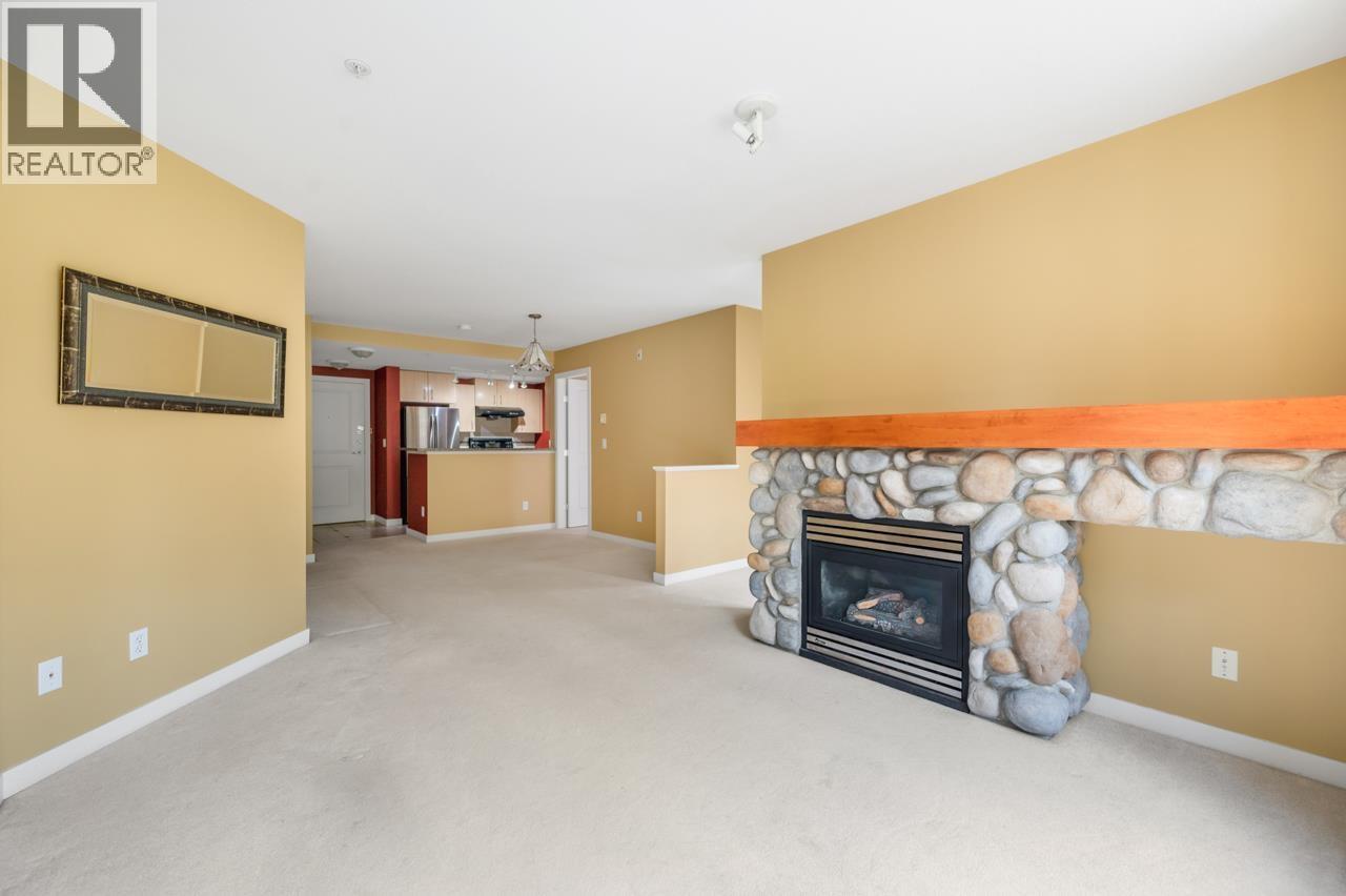 231 5700 Andrews Road, Richmond, British Columbia  V7E 6N7 - Photo 3 - R3071150