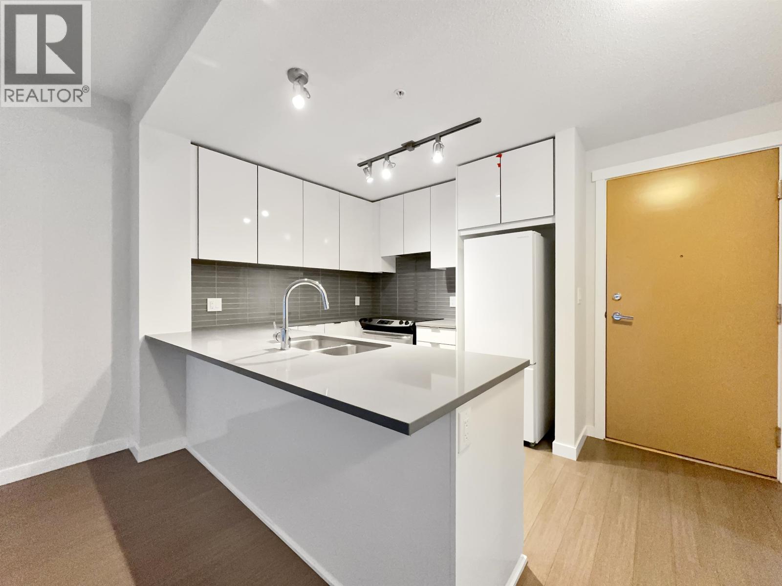 4xx 9168 Slopes Mews, Burnaby, British Columbia  V5A 0E4 - Photo 1 - R3071115