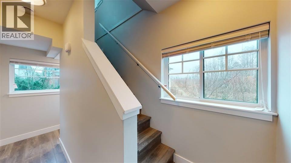 7 5188 Savile Row, Burnaby, British Columbia V5E 0C3 - Photo 1 - R3071156