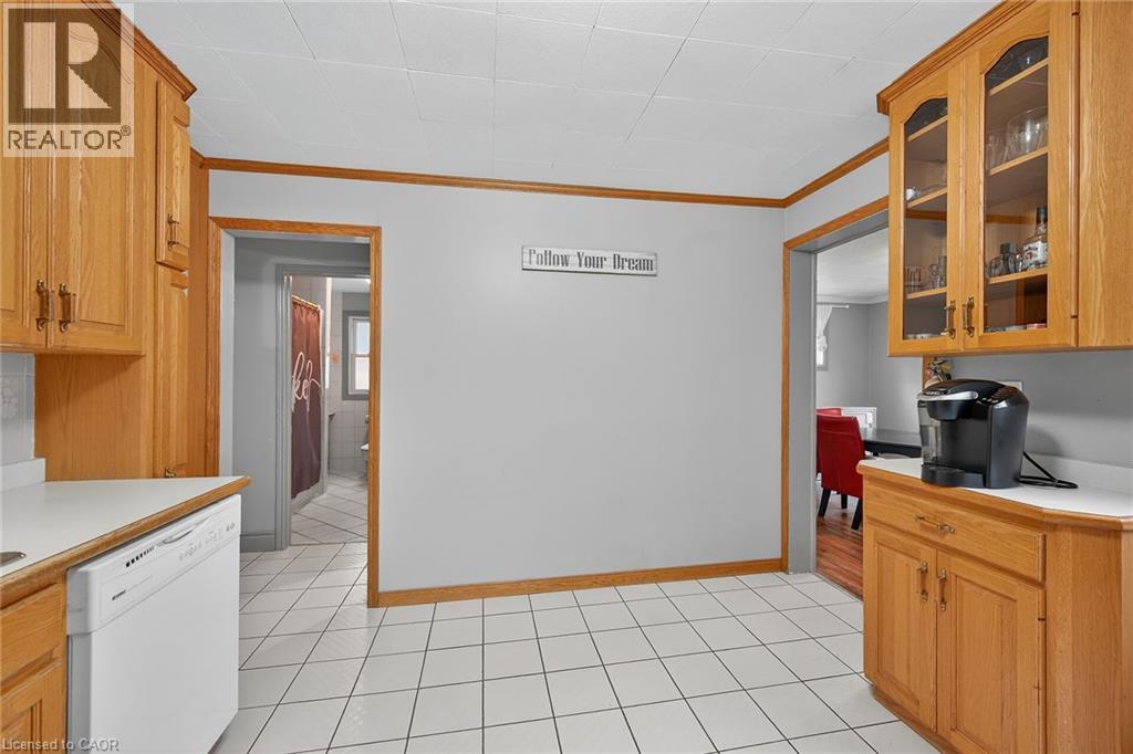 49 East 33rd Street, Hamilton, Ontario L8V 3S9 - Photo 14 - 40786757