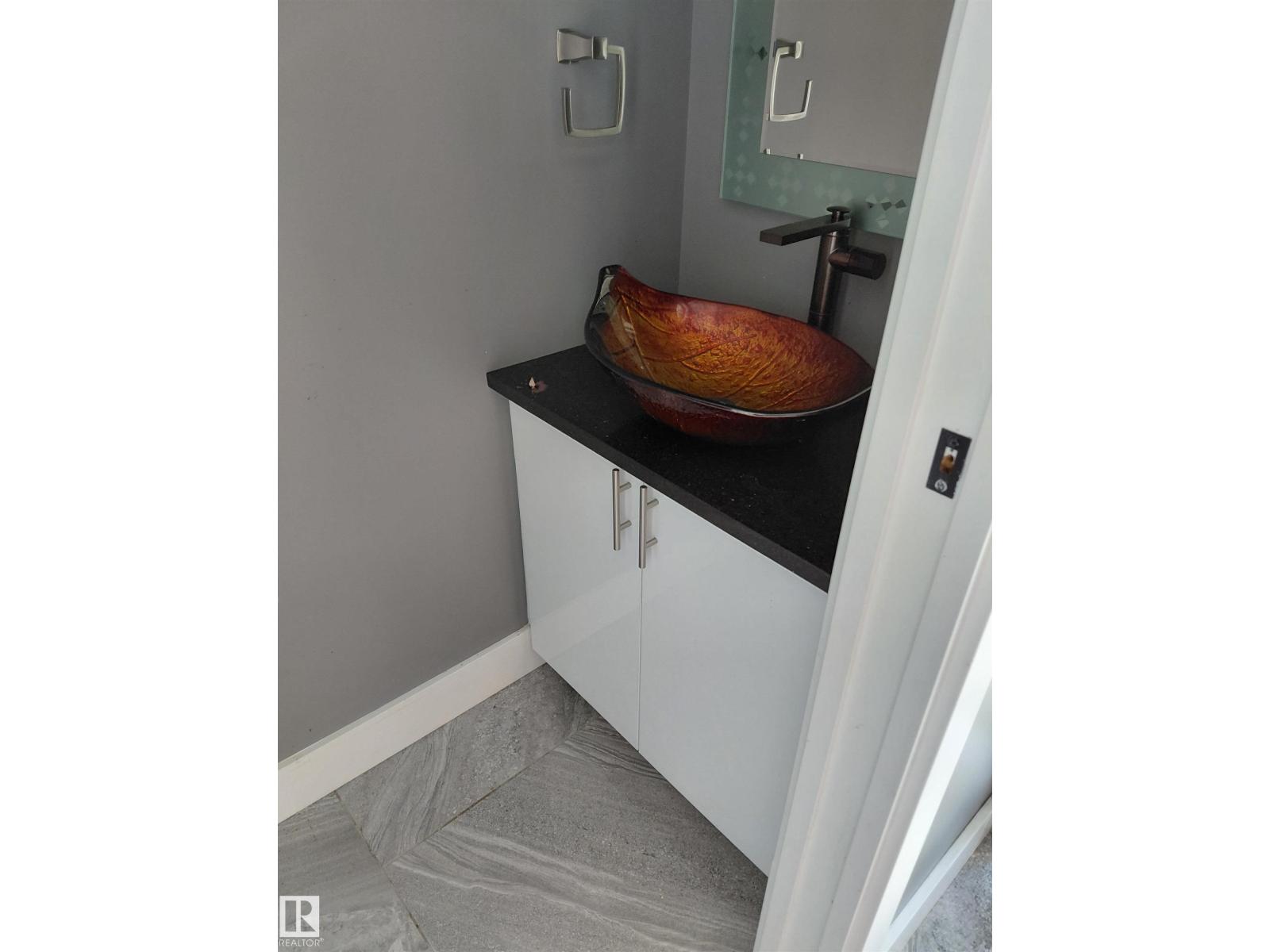 10451 157 St Nw, Edmonton, Alberta  T5P 2V1 - Photo 16 - E4454780