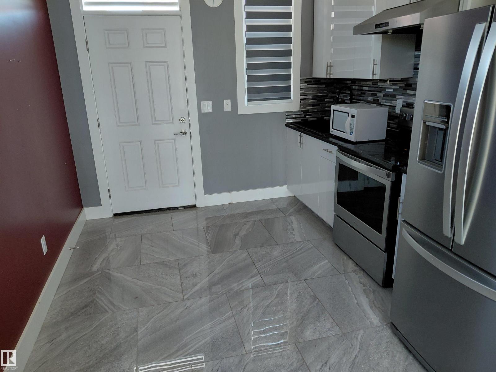 10451 157 St Nw, Edmonton, Alberta  T5P 2V1 - Photo 15 - E4454780