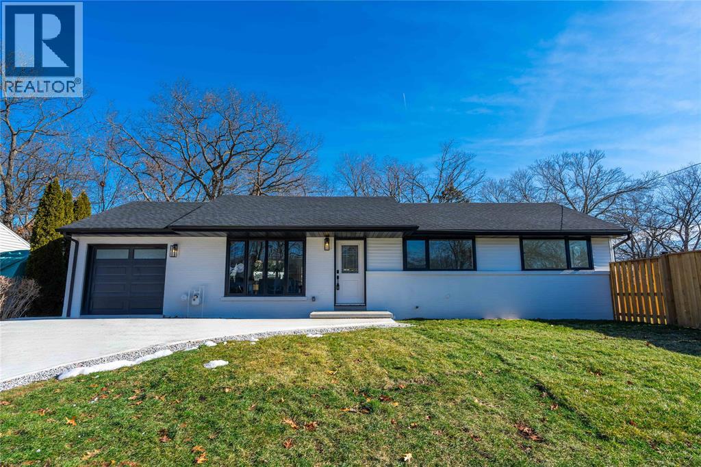 1566 Howston Avenue, Sarnia, Ontario  N7V 3Y9 - Photo 1 - 25030891