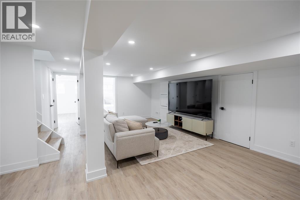 1566 Howston Avenue, Sarnia, Ontario  N7V 3Y9 - Photo 28 - 25030891