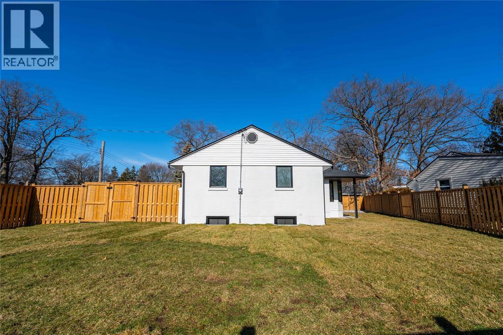 1566 Howston Avenue, Sarnia, Ontario  N7V 3Y9 - Photo 46 - 25030891