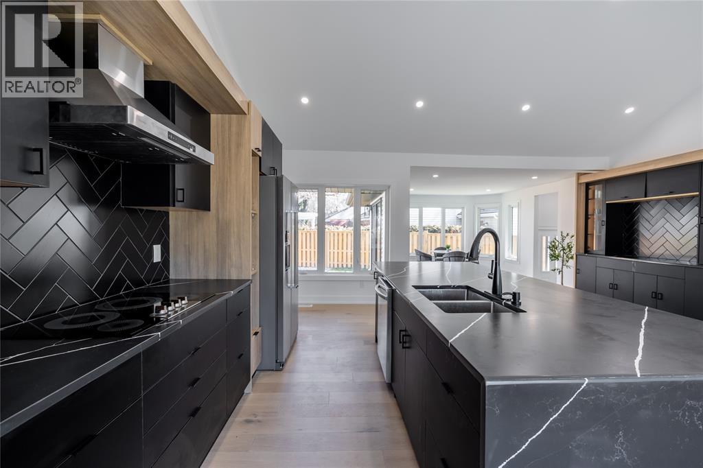 1566 Howston Avenue, Sarnia, Ontario  N7V 3Y9 - Photo 8 - 25030891