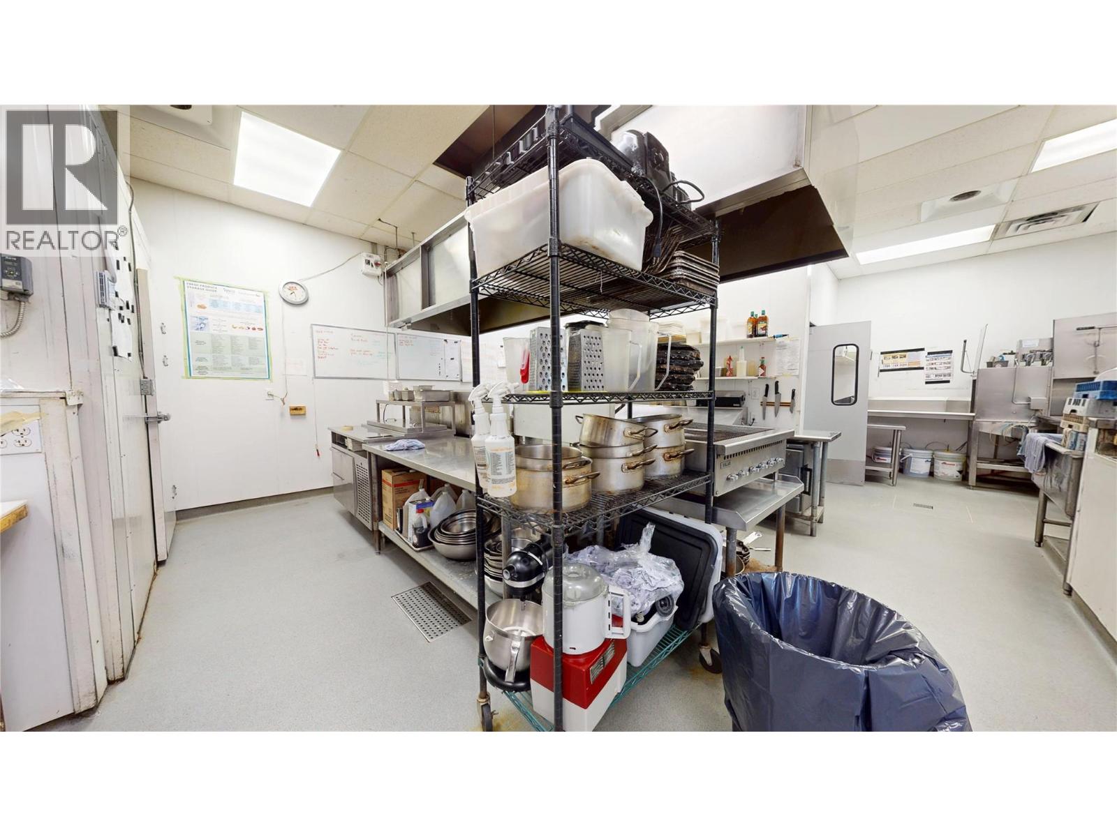 301 Highway 3, Fernie, British Columbia  V0B 1M0 - Photo 25 - 10358299