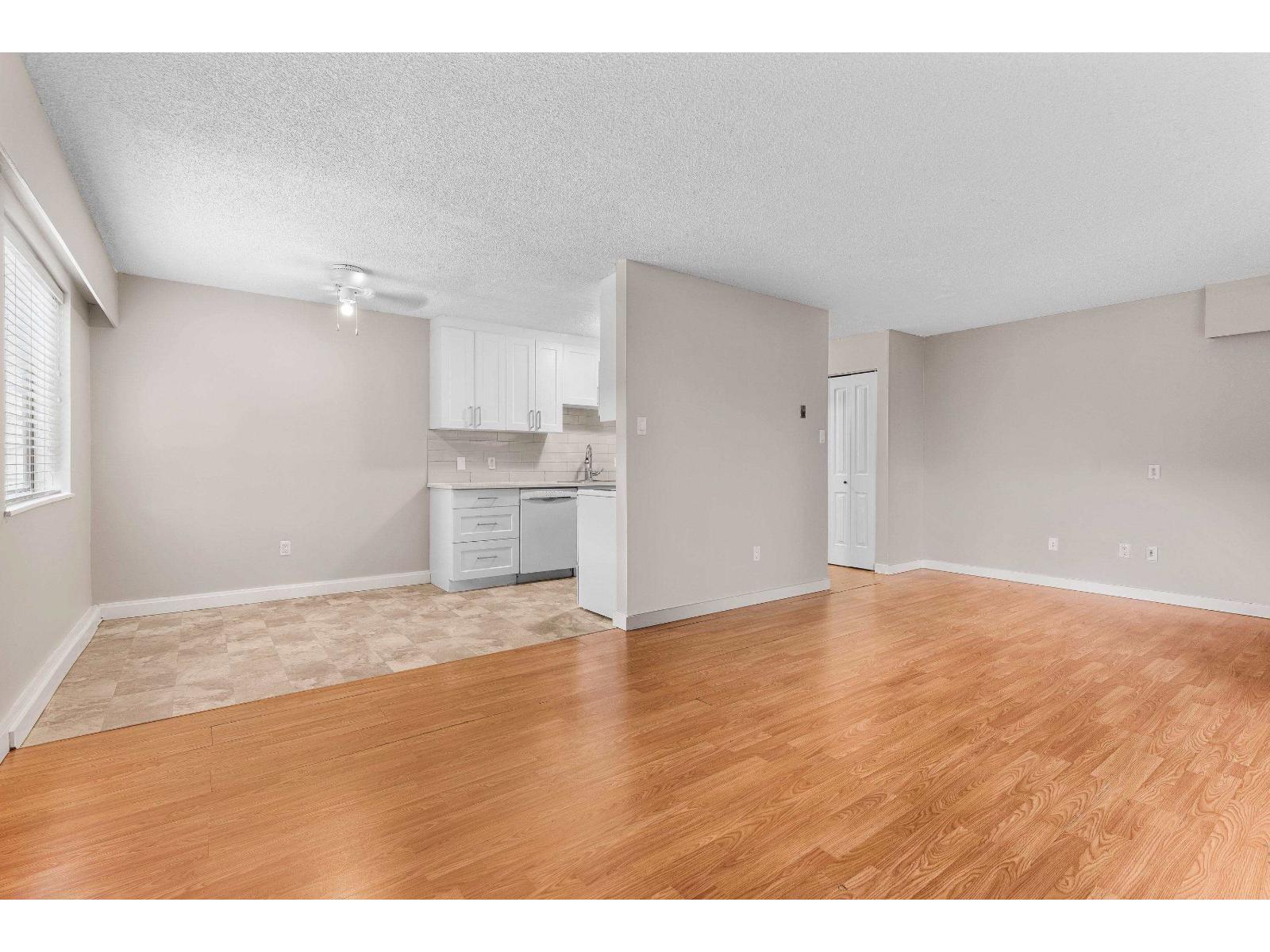 B209 1909 Salton Road, Abbotsford, British Columbia V2S 5B6 - Photo 12 - R3070535