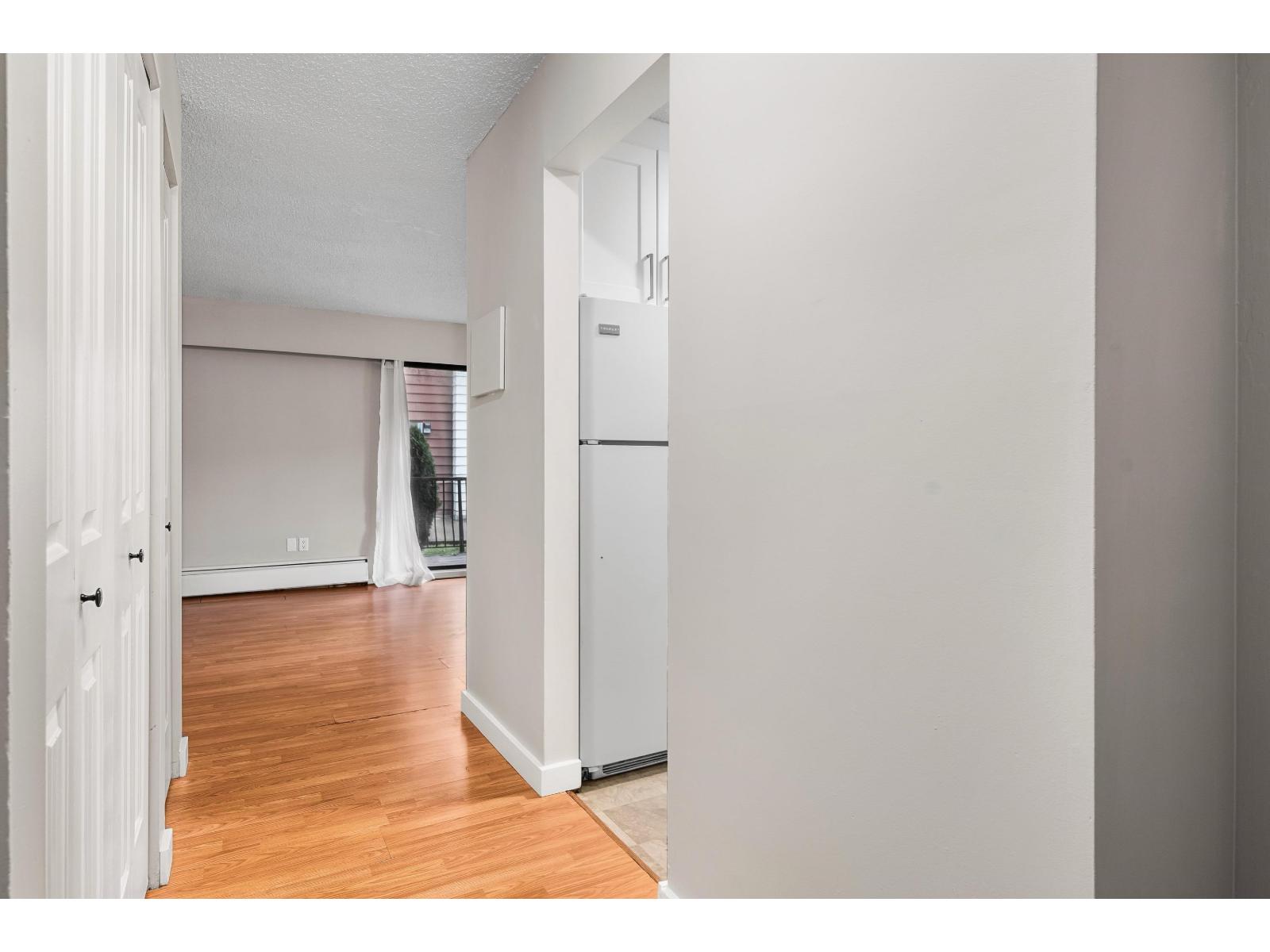 B209 1909 Salton Road, Abbotsford, British Columbia V2S 5B6 - Photo 5 - R3070535