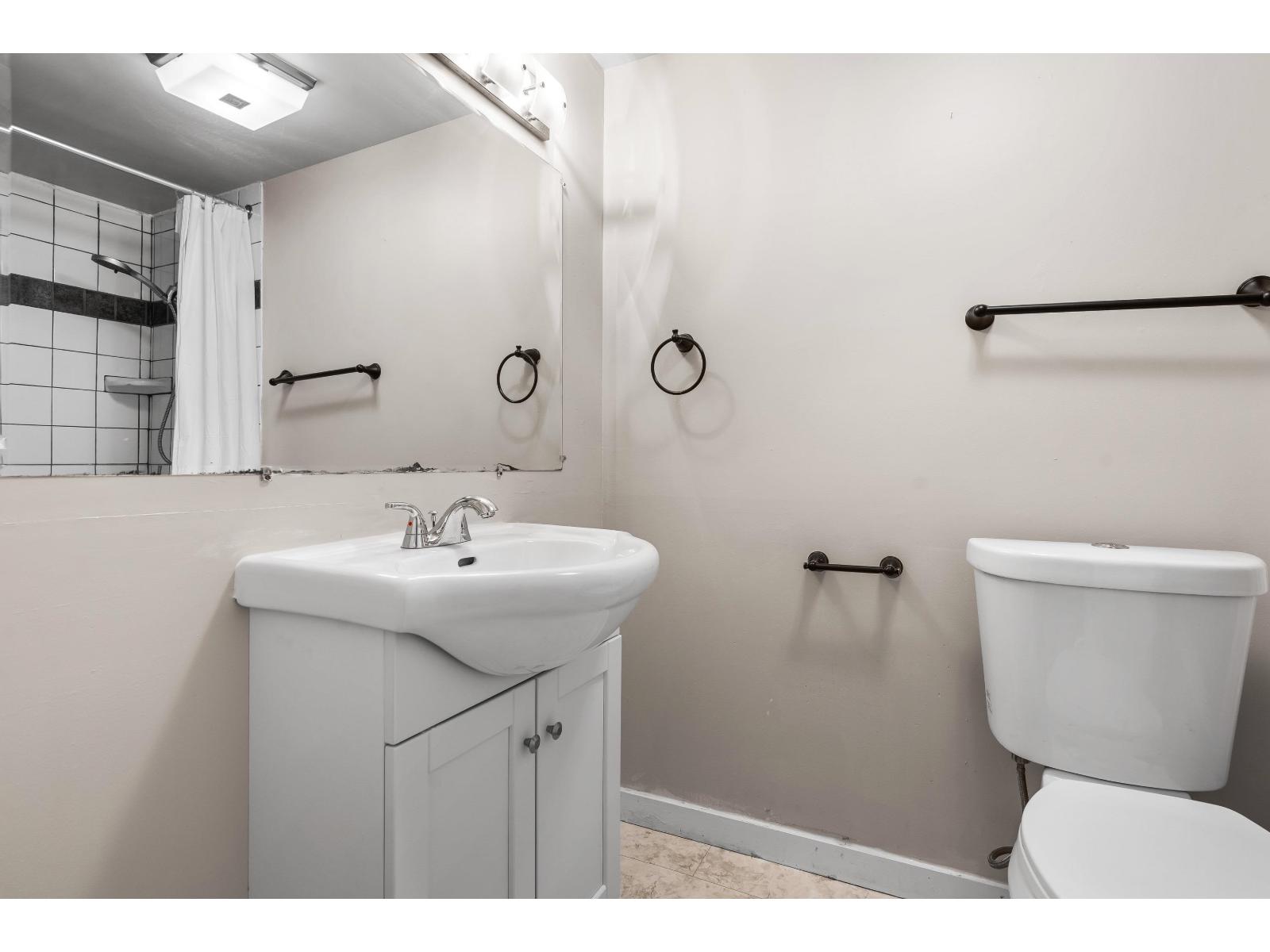 B209 1909 Salton Road, Abbotsford, British Columbia V2S 5B6 - Photo 27 - R3070535