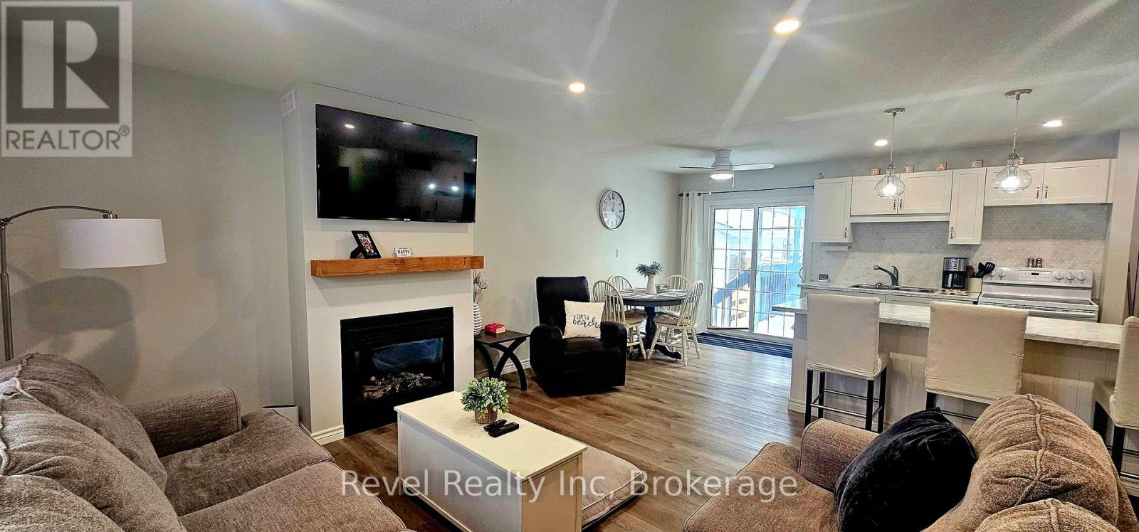 110 Wolfe Trail, Tiny, Ontario  L9M 0H7 - Photo 4 - S12590194