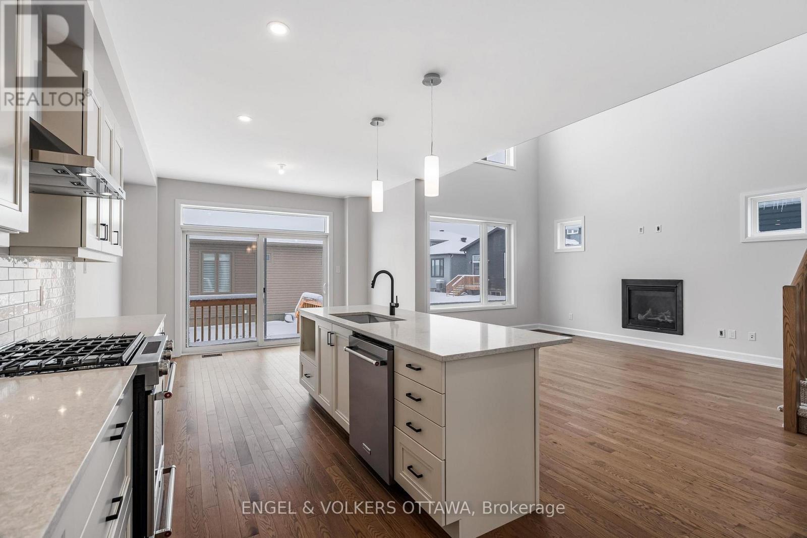 683 Fisher Street, North Grenville, Ontario  K0G 1J0 - Photo 14 - X12589530