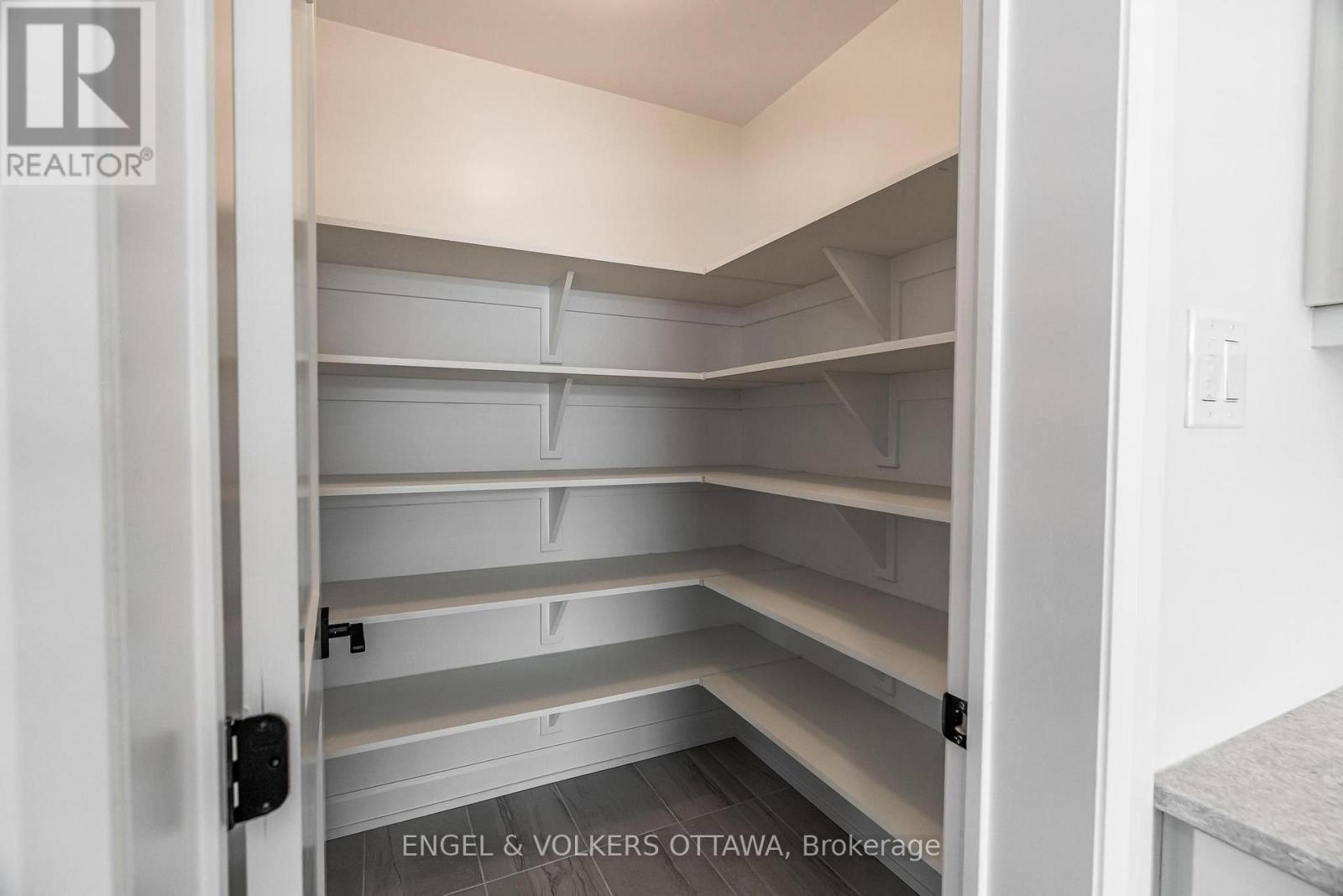 683 Fisher Street, North Grenville, Ontario  K0G 1J0 - Photo 12 - X12589530