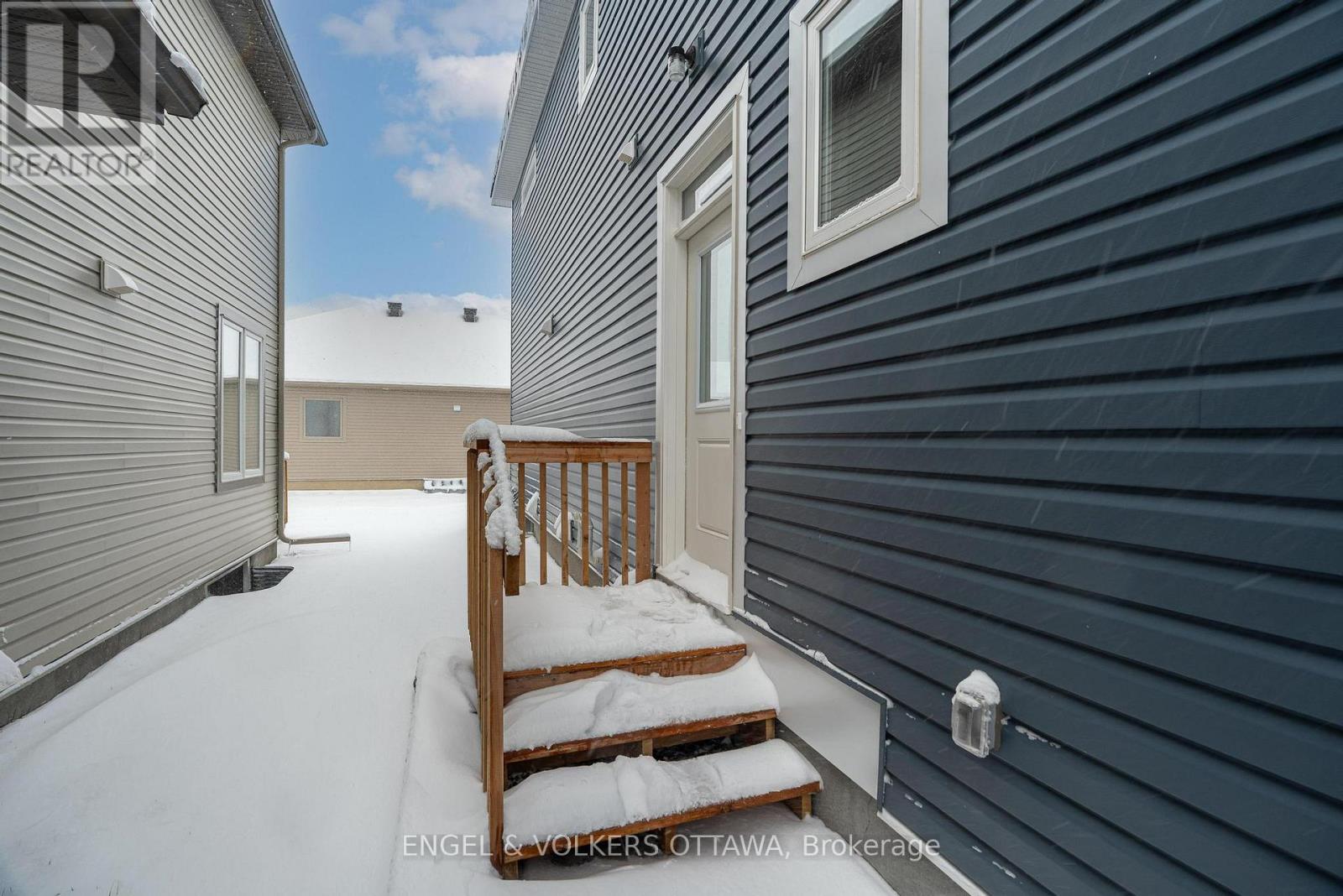 683 Fisher Street, North Grenville, Ontario  K0G 1J0 - Photo 35 - X12589530