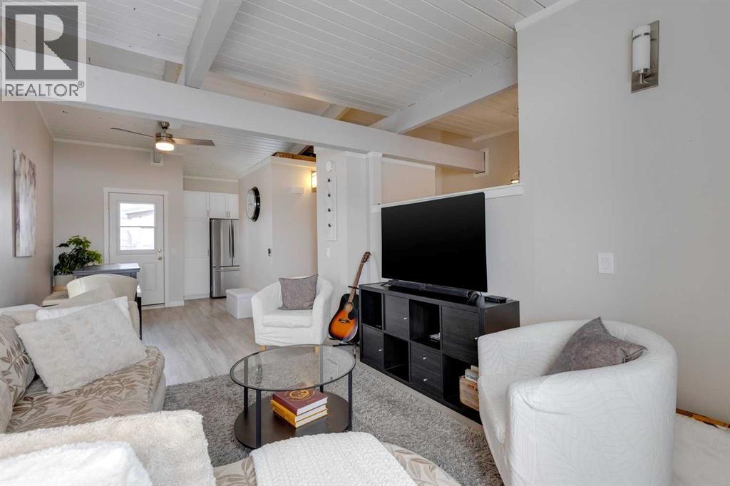 2630 Oakmoor Drive Sw, Calgary, Alberta  T2V 4E7 - Photo 10 - A2273018