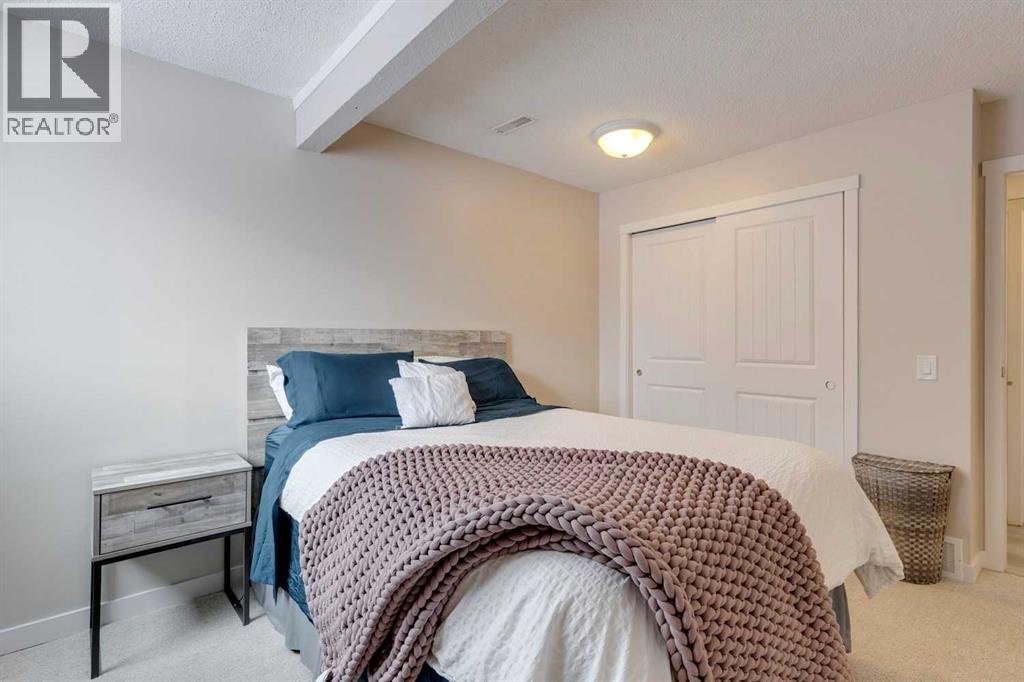 2630 Oakmoor Drive Sw, Calgary, Alberta  T2V 4E7 - Photo 15 - A2273018