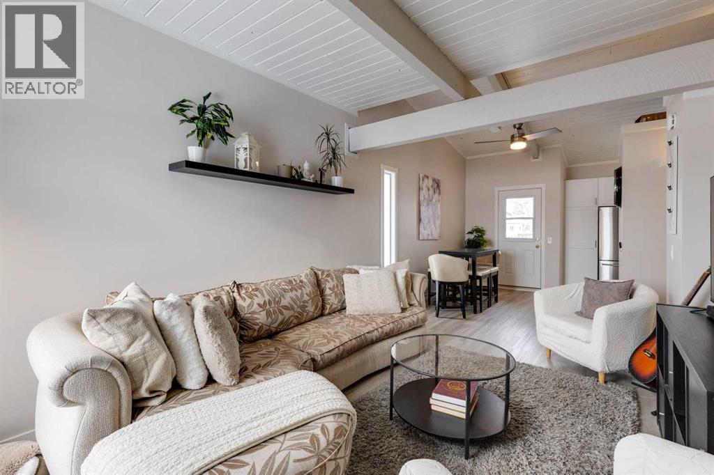 2630 Oakmoor Drive Sw, Calgary, Alberta  T2V 4E7 - Photo 9 - A2273018