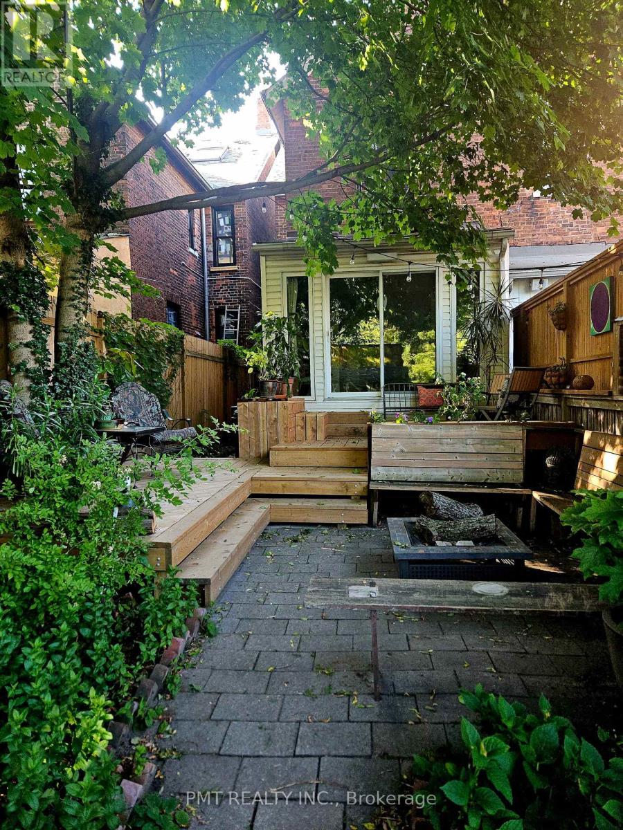 19 Churchill Avenue, Toronto, Ontario  M6J 2B3 - Photo 42 - C12591258