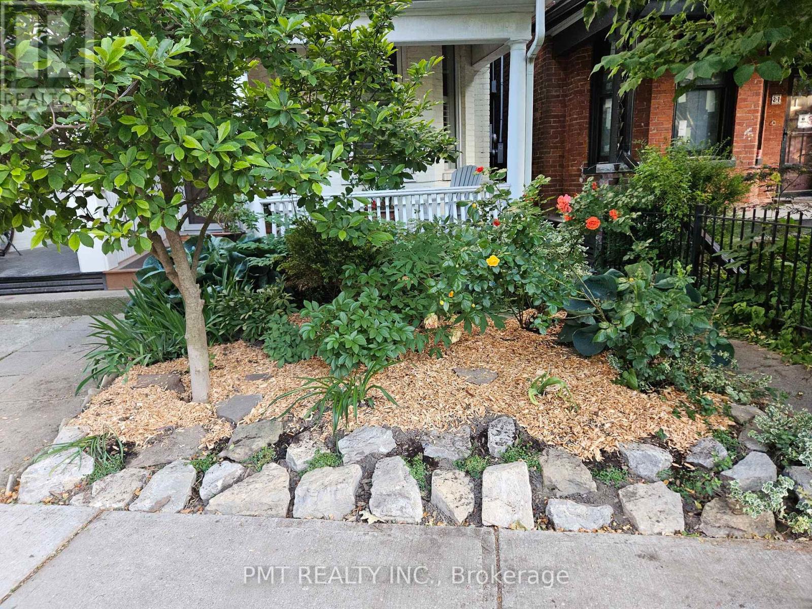 19 Churchill Avenue, Toronto, Ontario  M6J 2B3 - Photo 45 - C12591258