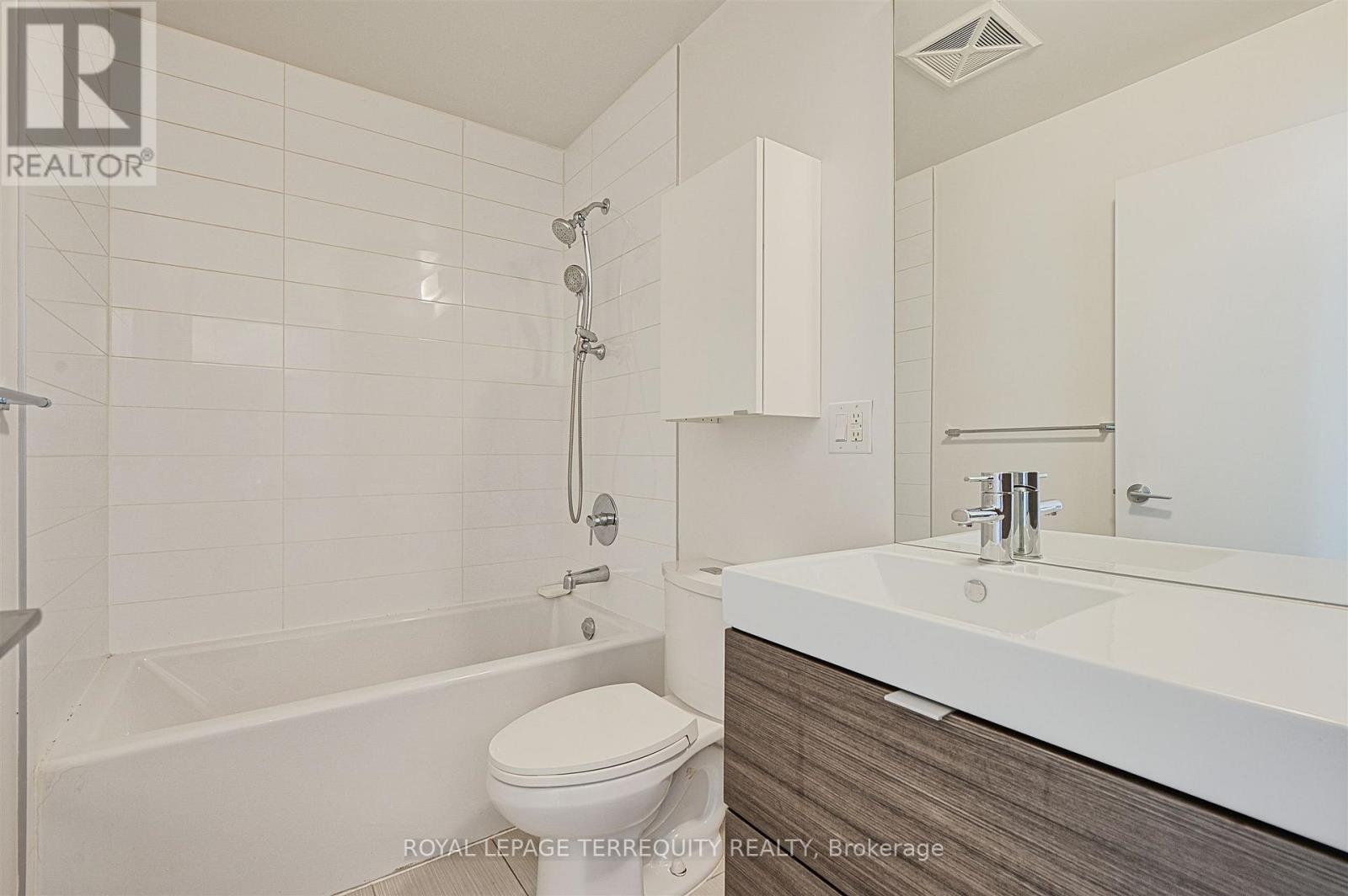 201 - 62 Forest Manor Road, Toronto, Ontario  M2J 0B6 - Photo 21 - C12591264