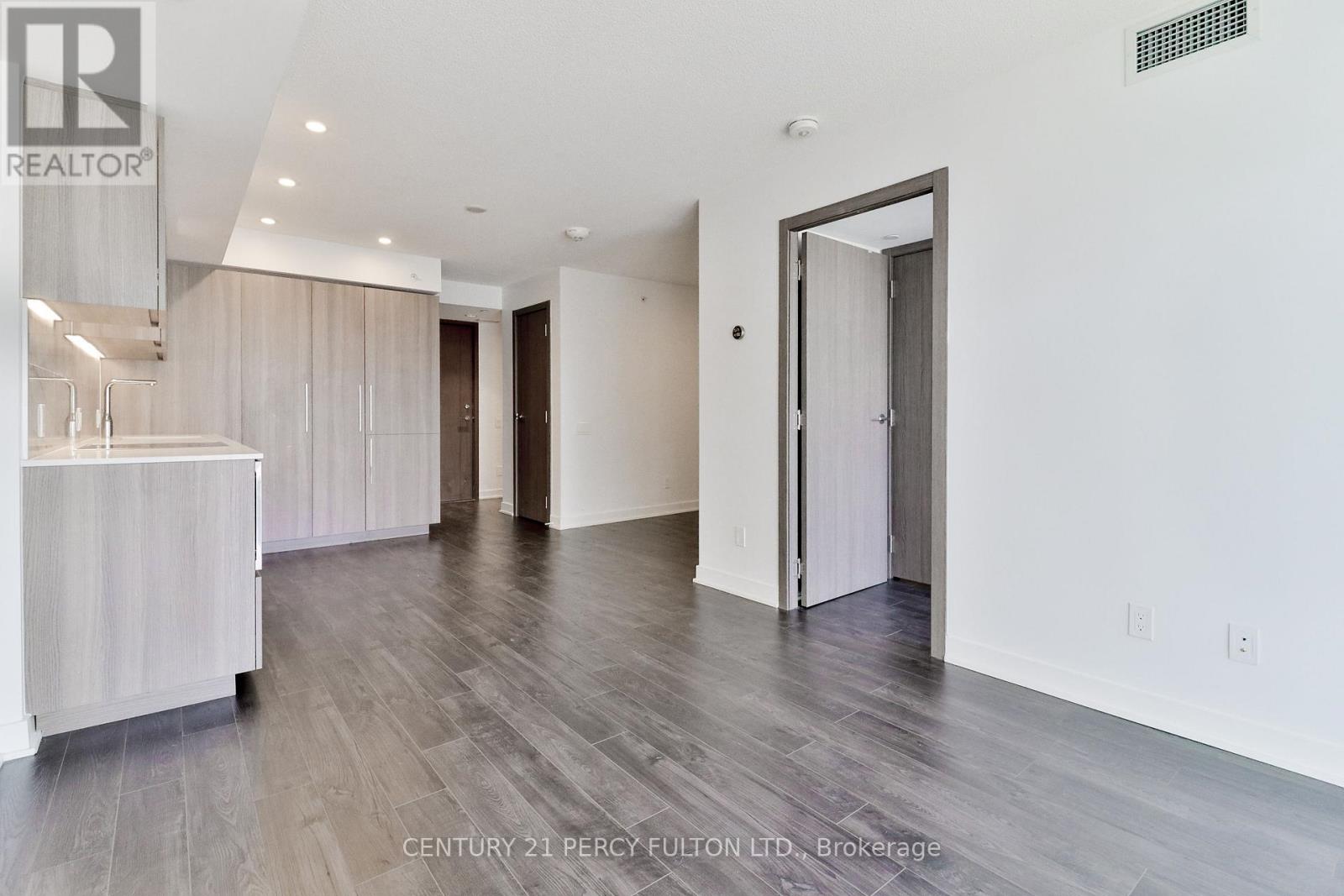 1107 - 19 Bathurst Street, Toronto, Ontario  M5V 0N2 - Photo 11 - C12591270