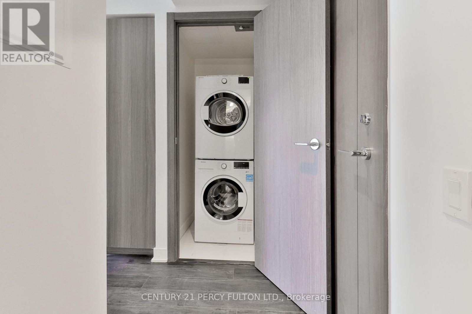 1107 - 19 Bathurst Street, Toronto, Ontario  M5V 0N2 - Photo 18 - C12591270