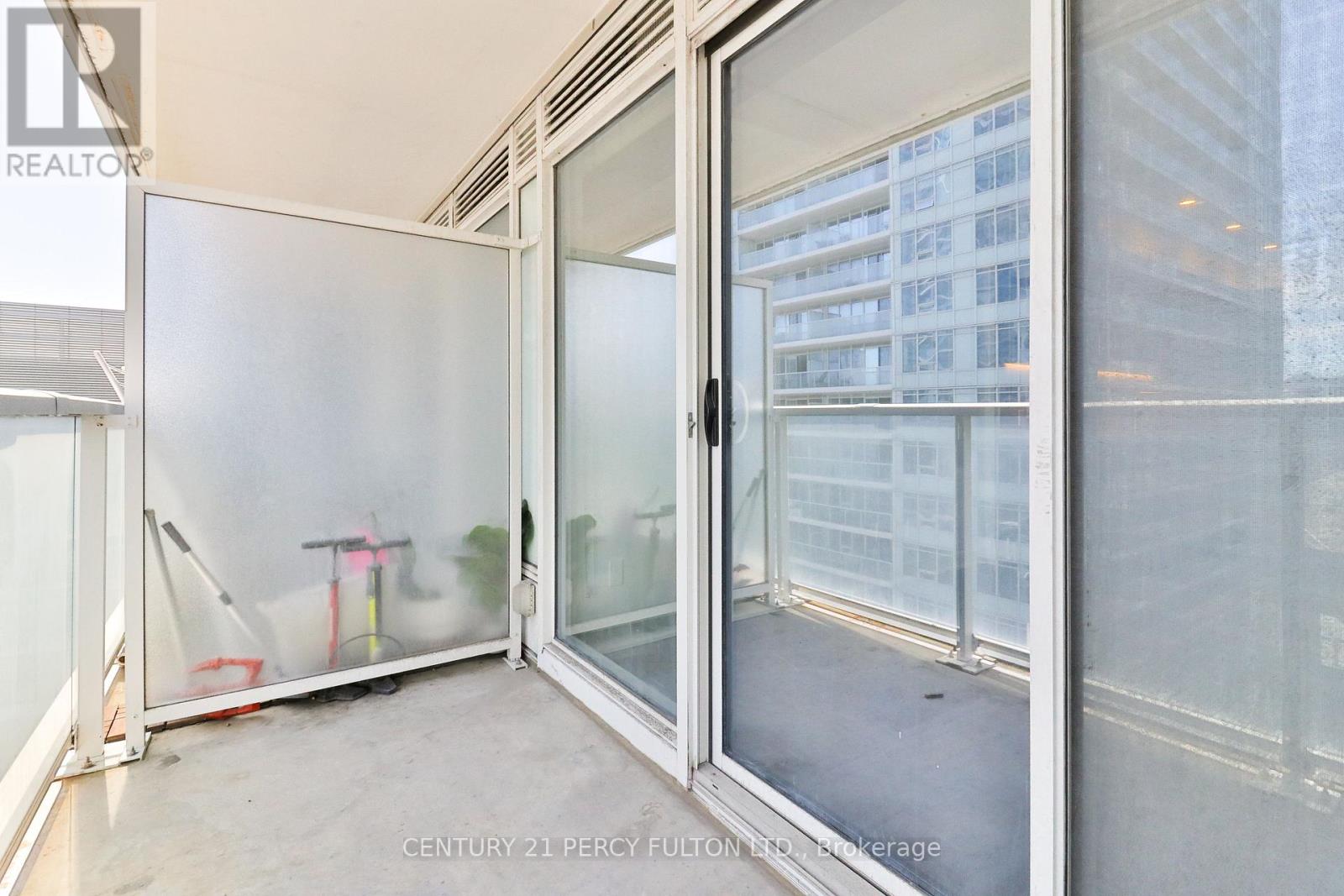 1107 - 19 Bathurst Street, Toronto, Ontario  M5V 0N2 - Photo 21 - C12591270