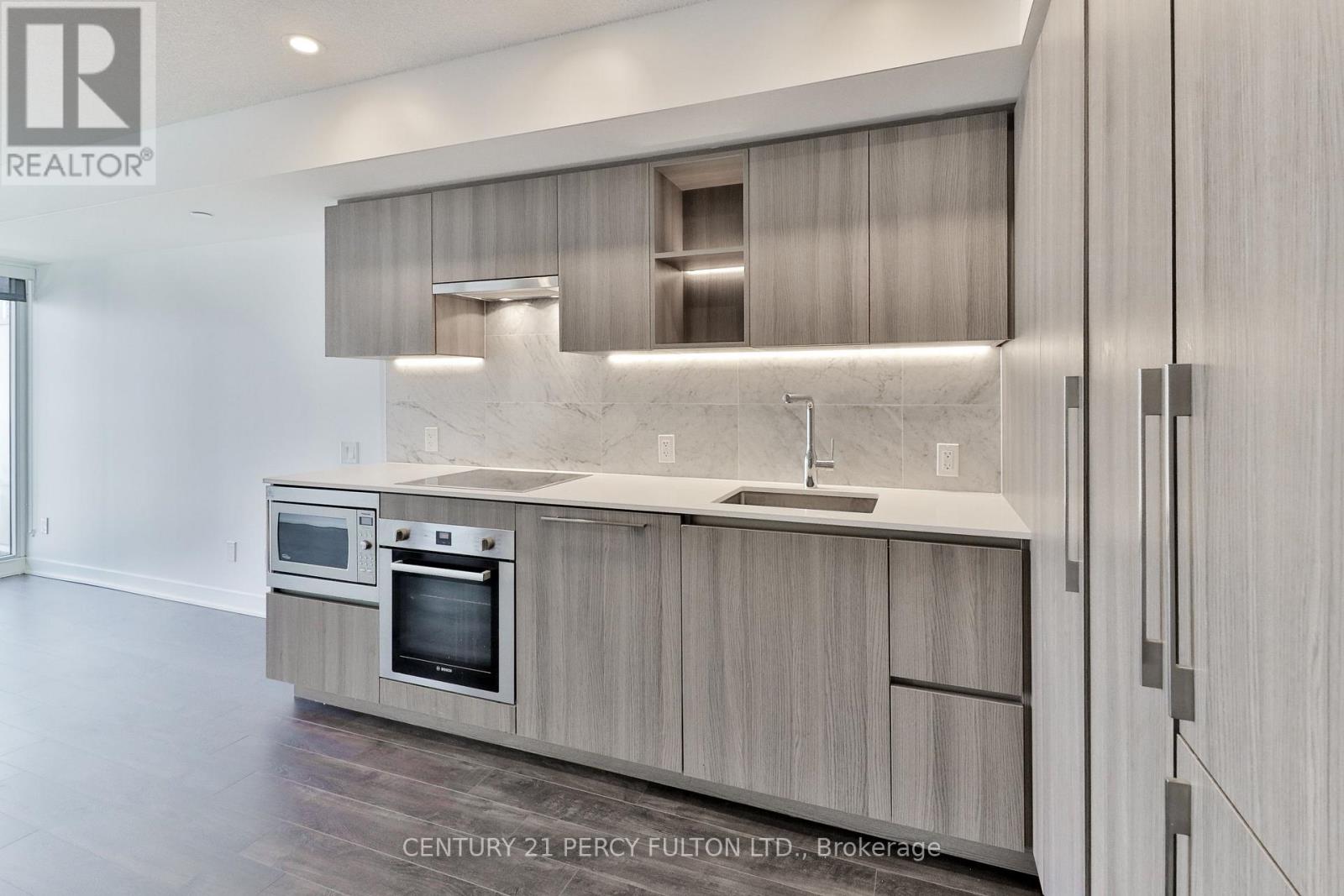 1107 - 19 Bathurst Street, Toronto, Ontario  M5V 0N2 - Photo 4 - C12591270