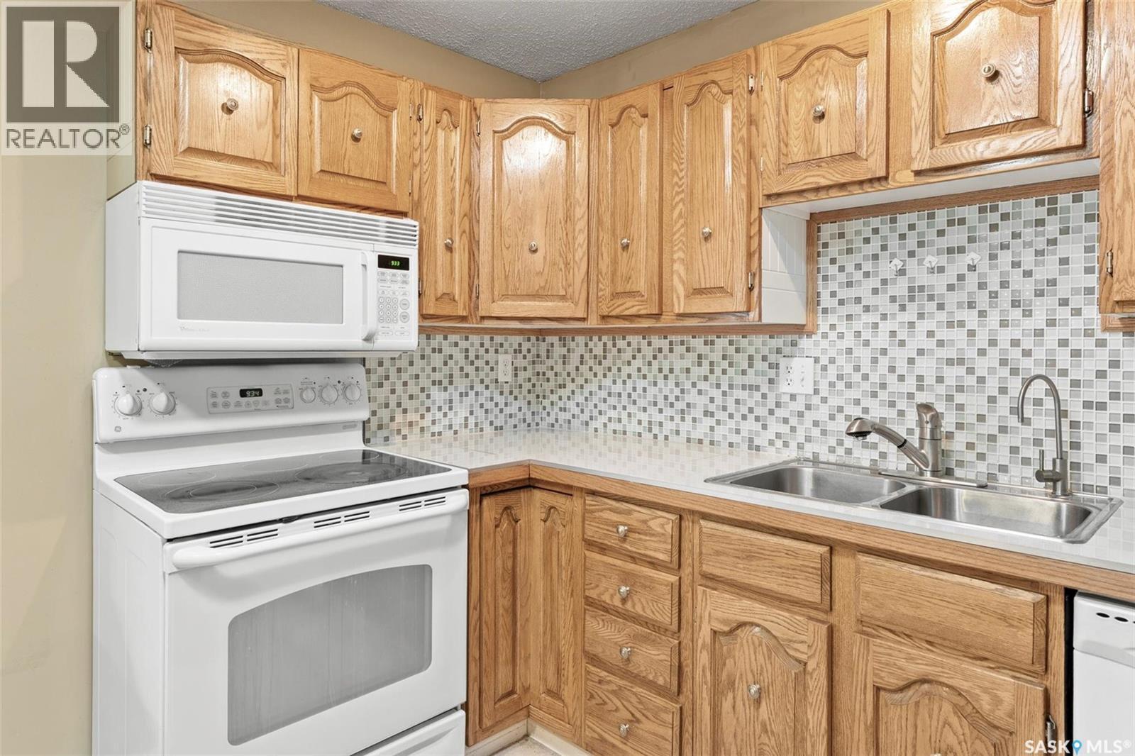 434 Delaronde Road, Saskatoon, Saskatchewan  S7J 3Y7 - Photo 8 - SK025031