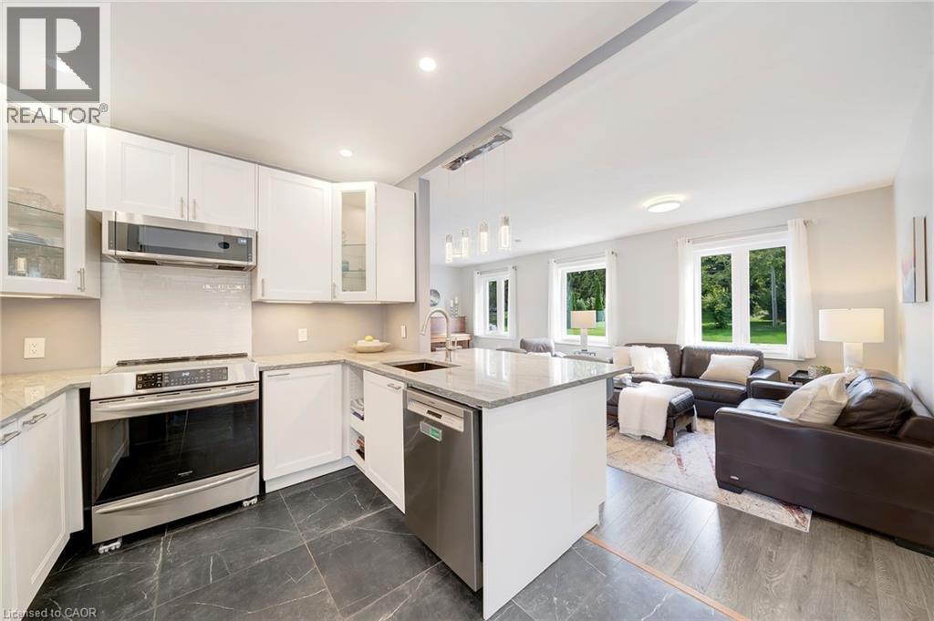 260 Sanatorium Road, Hamilton, Ontario  L9C 1Z9 - Photo 16 - 40791624