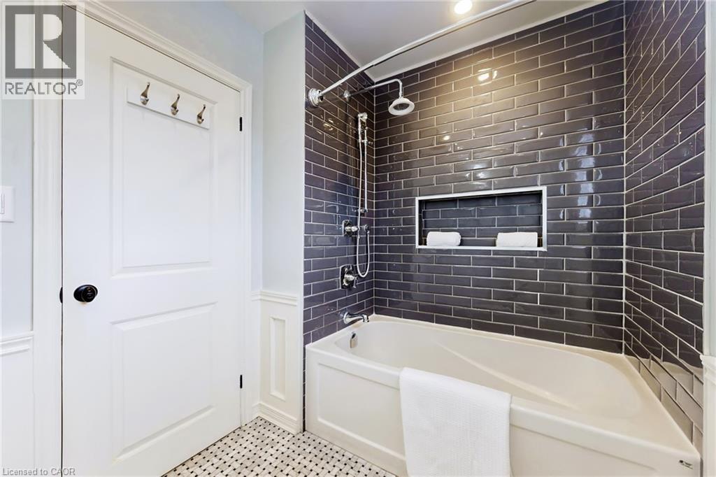 19 Douglas Road, Ancaster, Ontario  L9G 2E2 - Photo 22 - 40791620