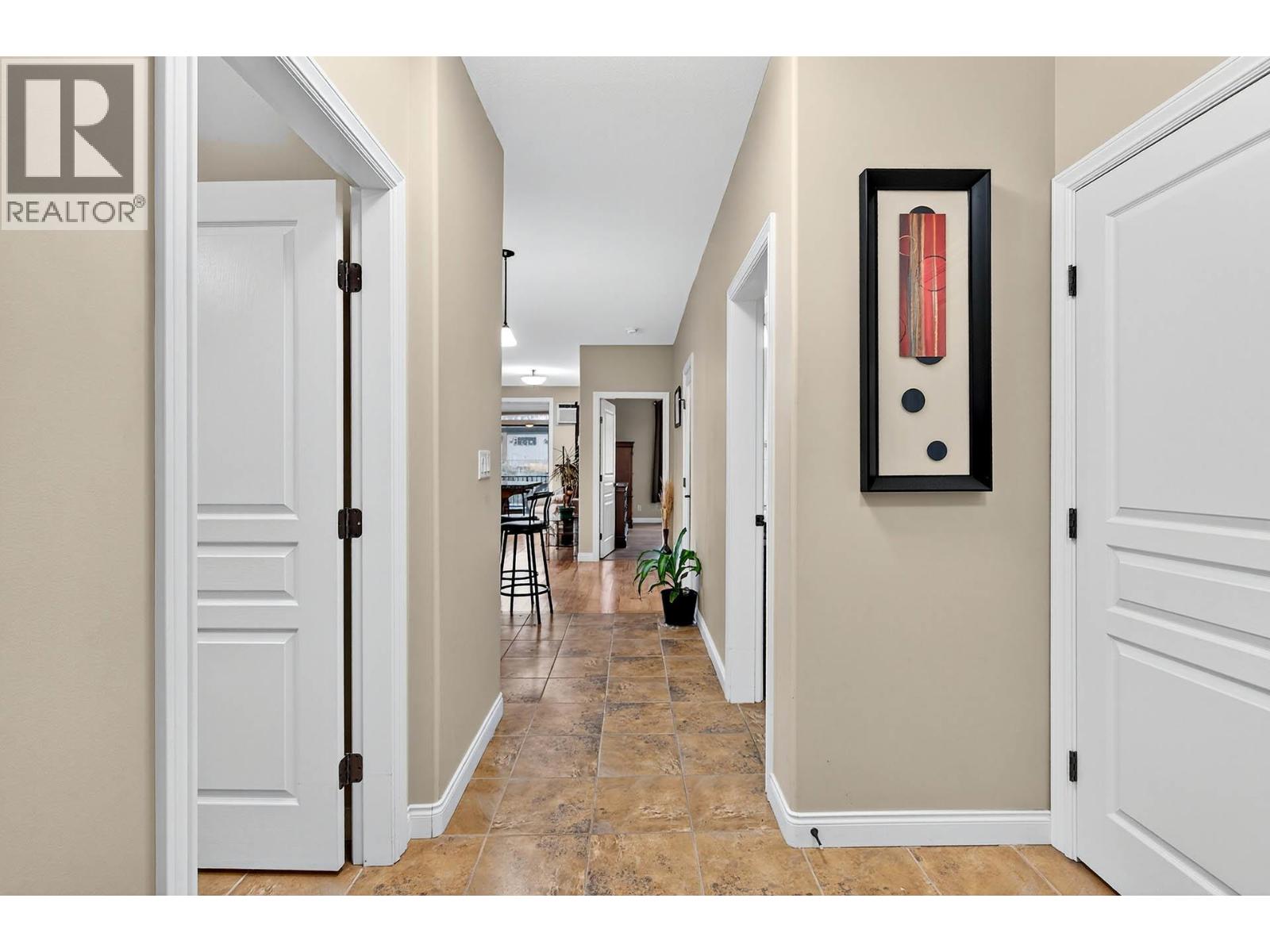 1390 Hillside Drive Unit# 101 Kamloops Photo 3