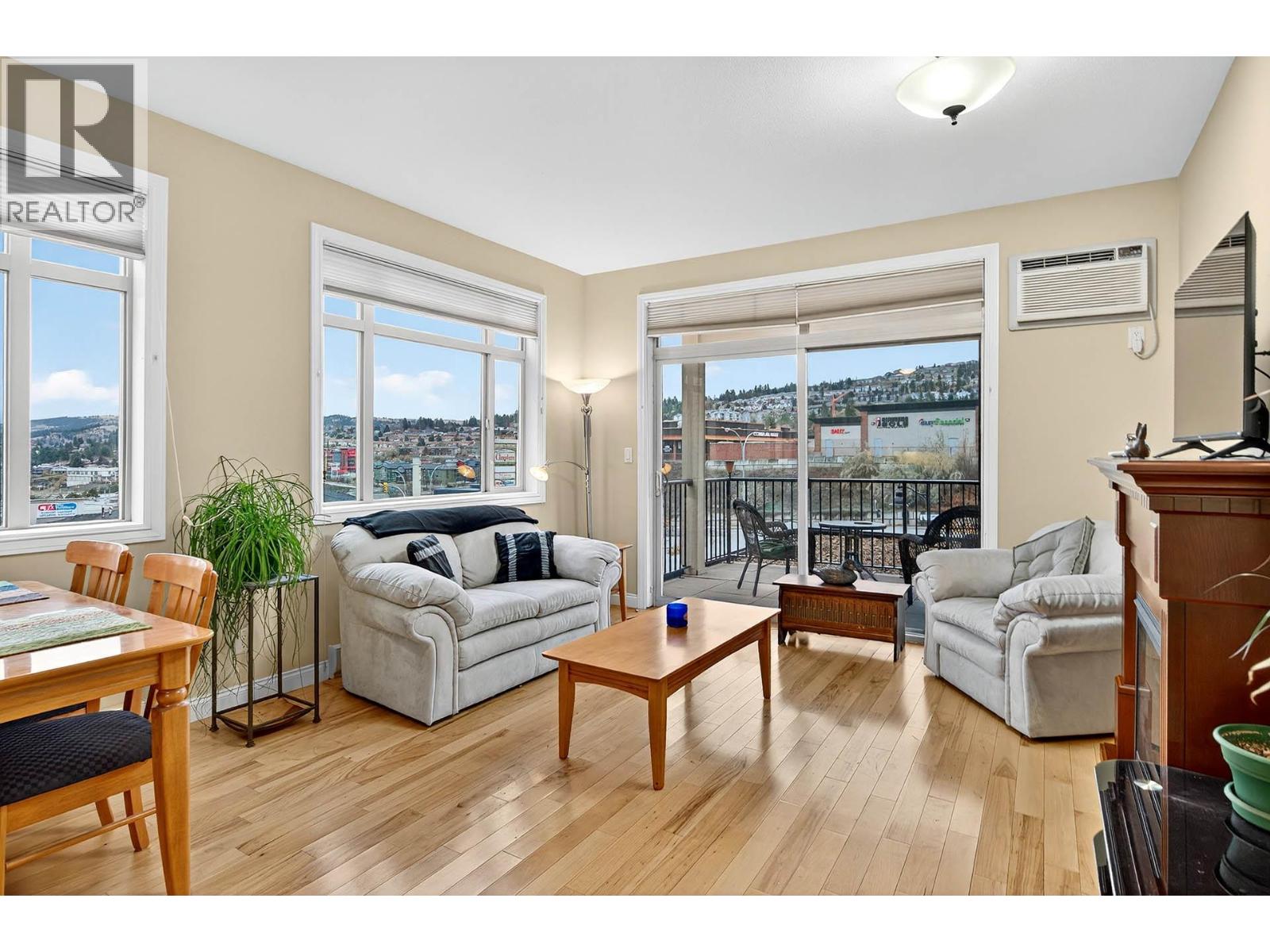 1390 Hillside Drive Unit# 101 Kamloops Photo 4